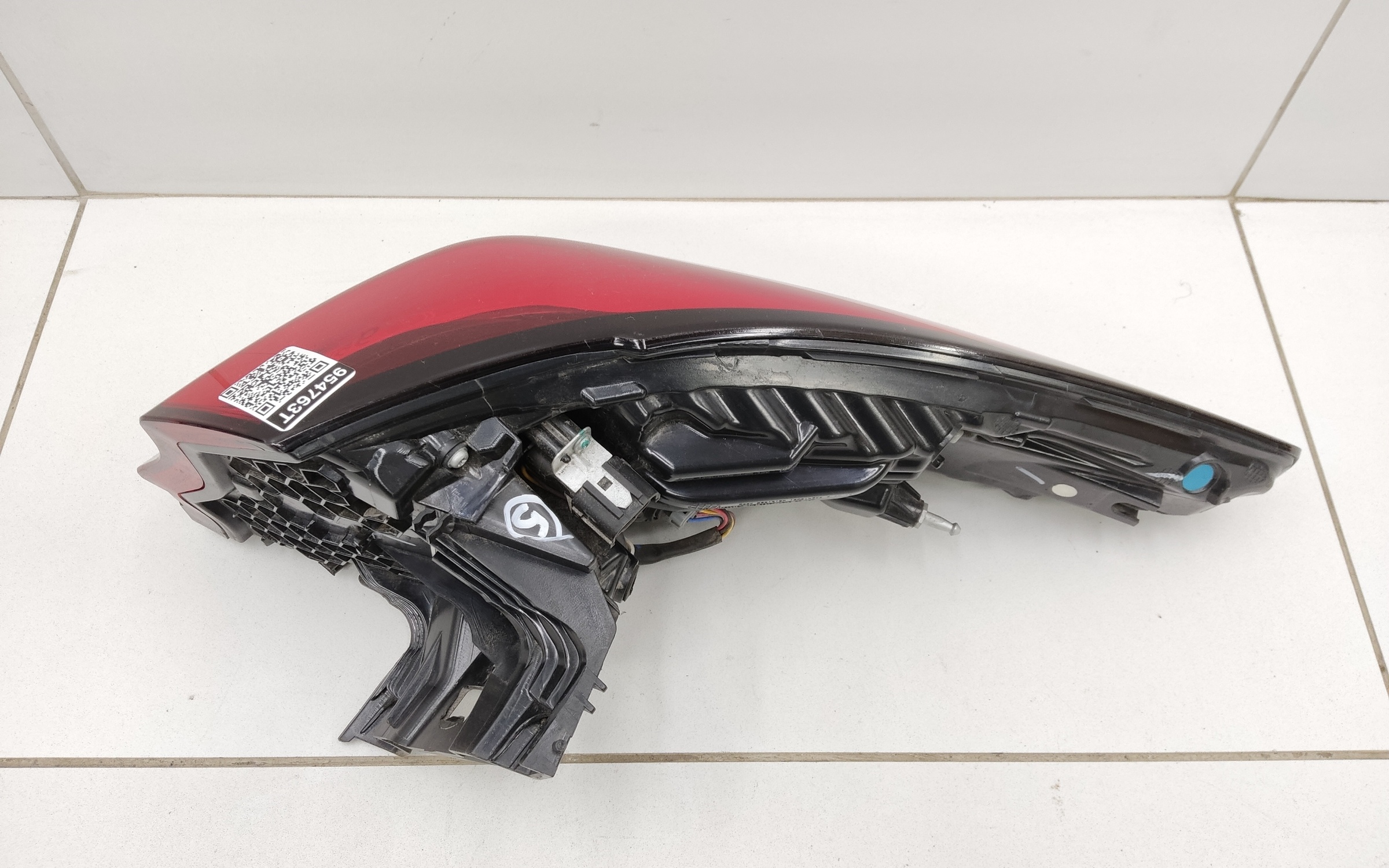 Фонарь задний левый наружный Geely Atlas Pro