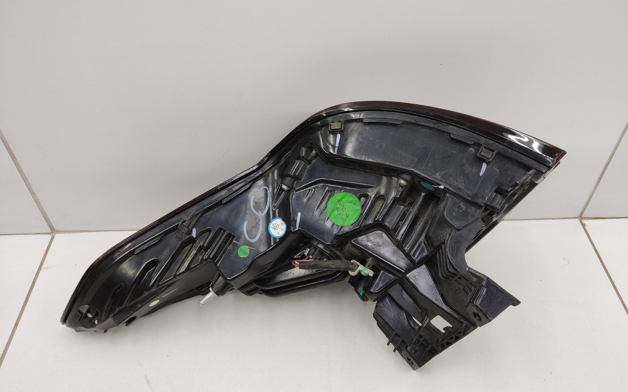 Фонарь задний левый наружный Geely Atlas Pro