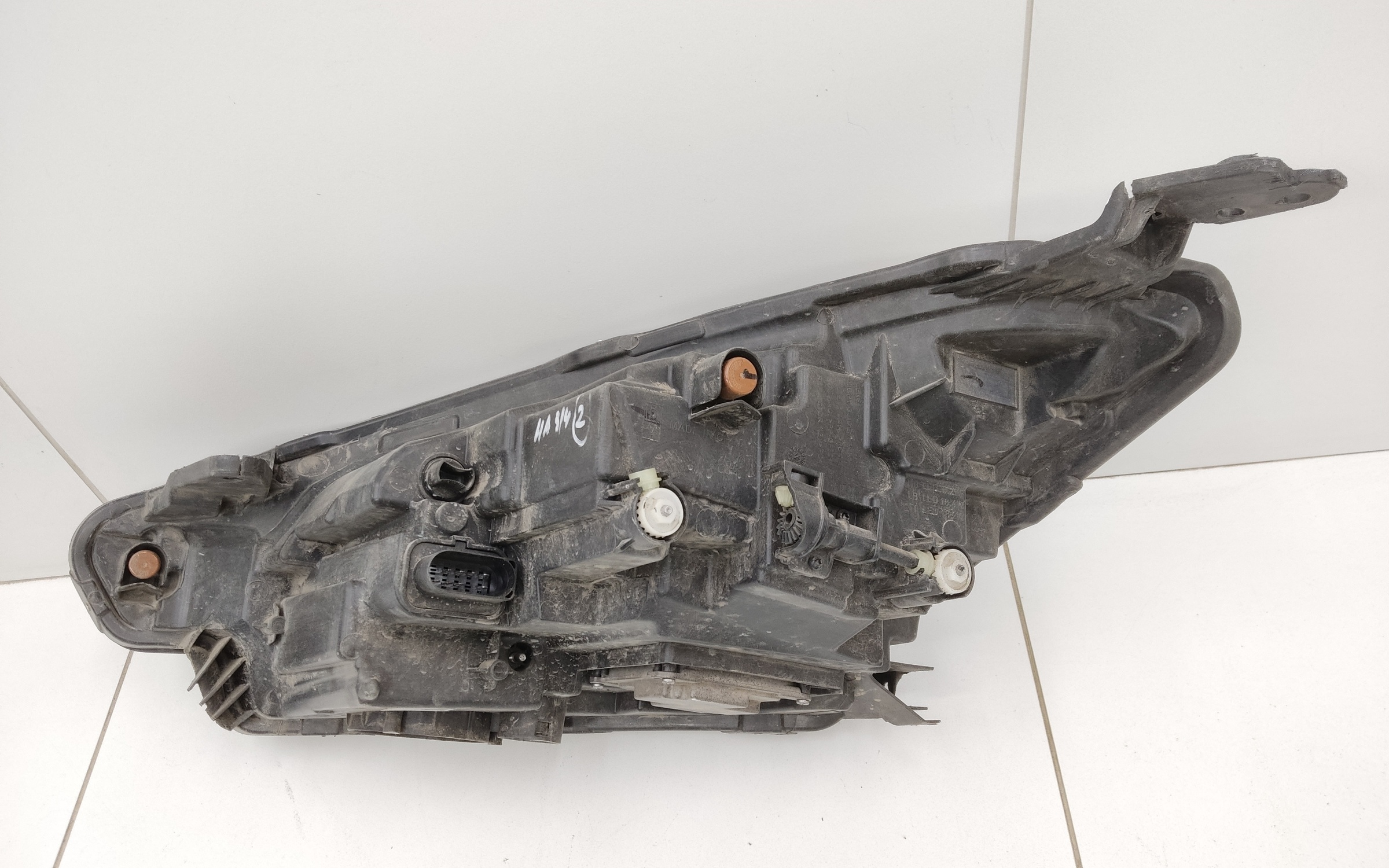 Фара передняя правая Chery Tiggo 7 Pro LED