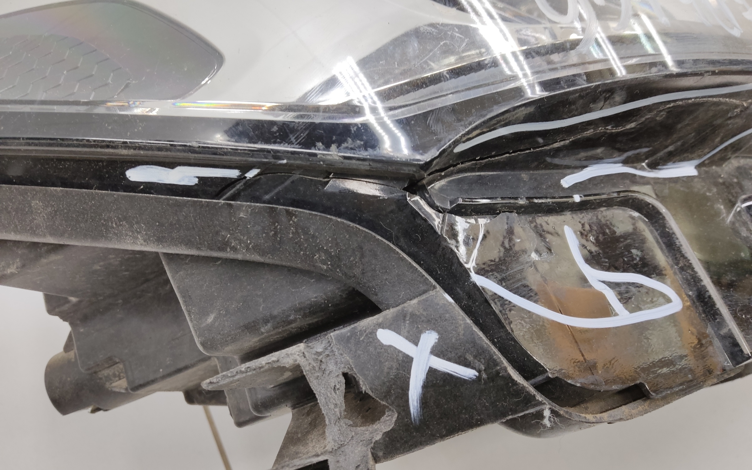 Фара передняя правая Chery Tiggo 7 Pro LED