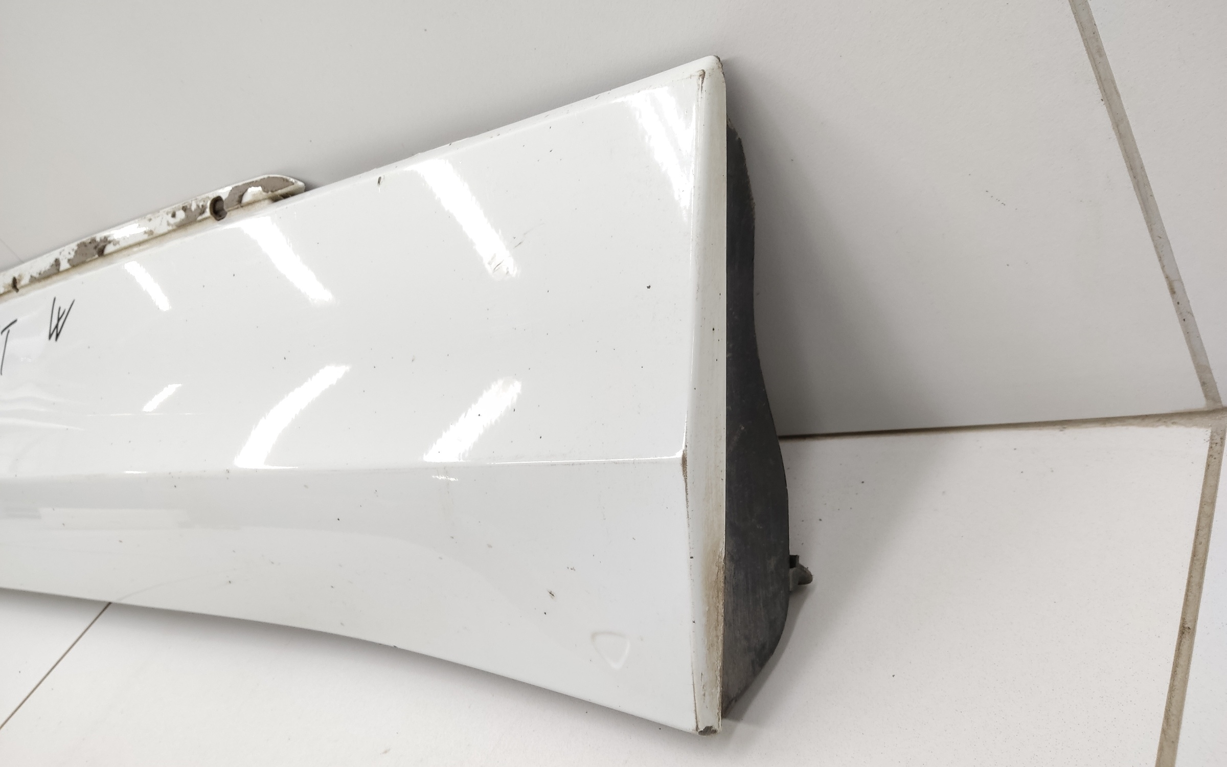 Накладка двери передней правой Volkswagen Tiguan 2