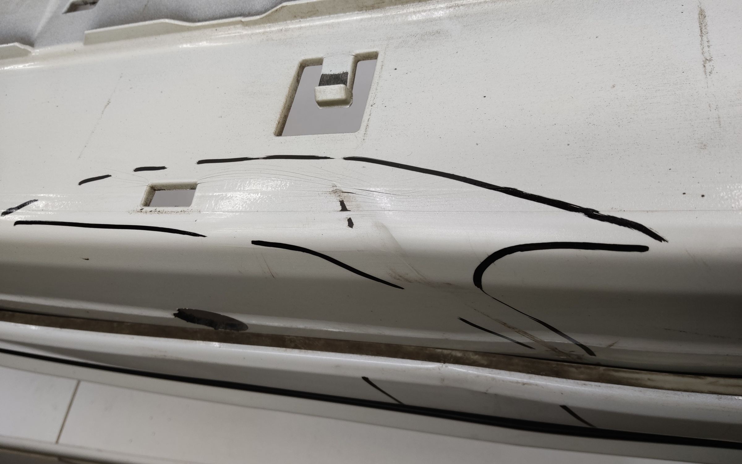 Бампер задний Toyota Land Cruiser 200 Restail 2