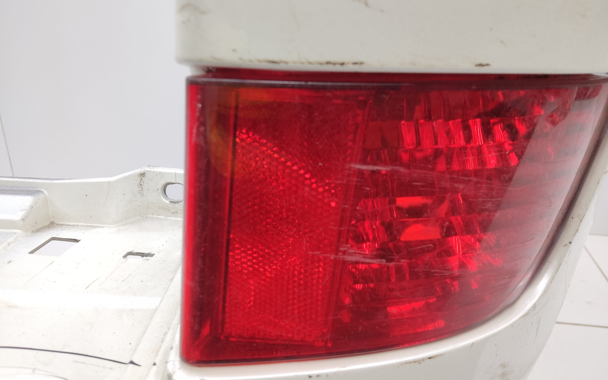 Бампер задний Toyota Land Cruiser 200 Restail 2