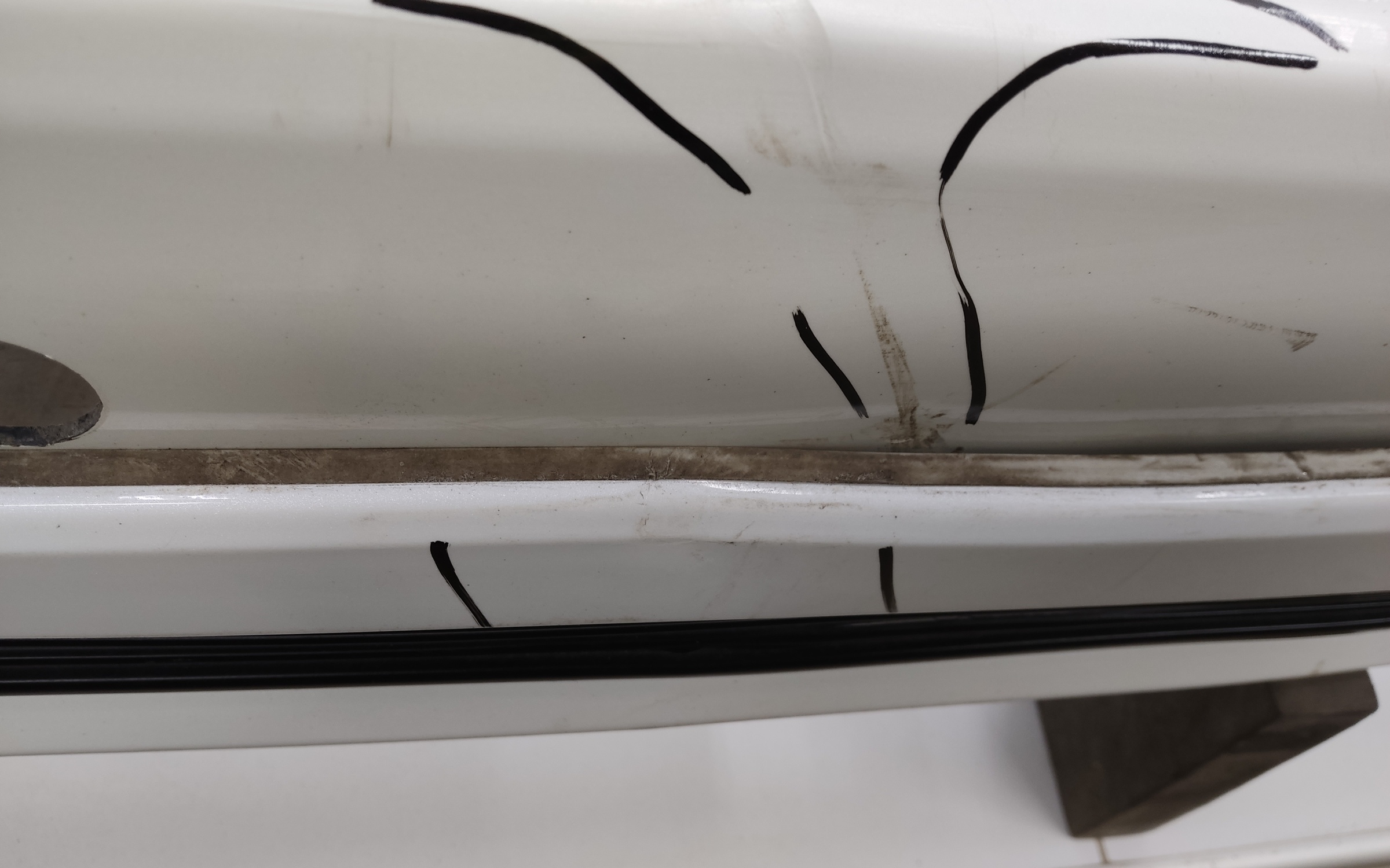 Бампер задний Toyota Land Cruiser 200 Restail 2