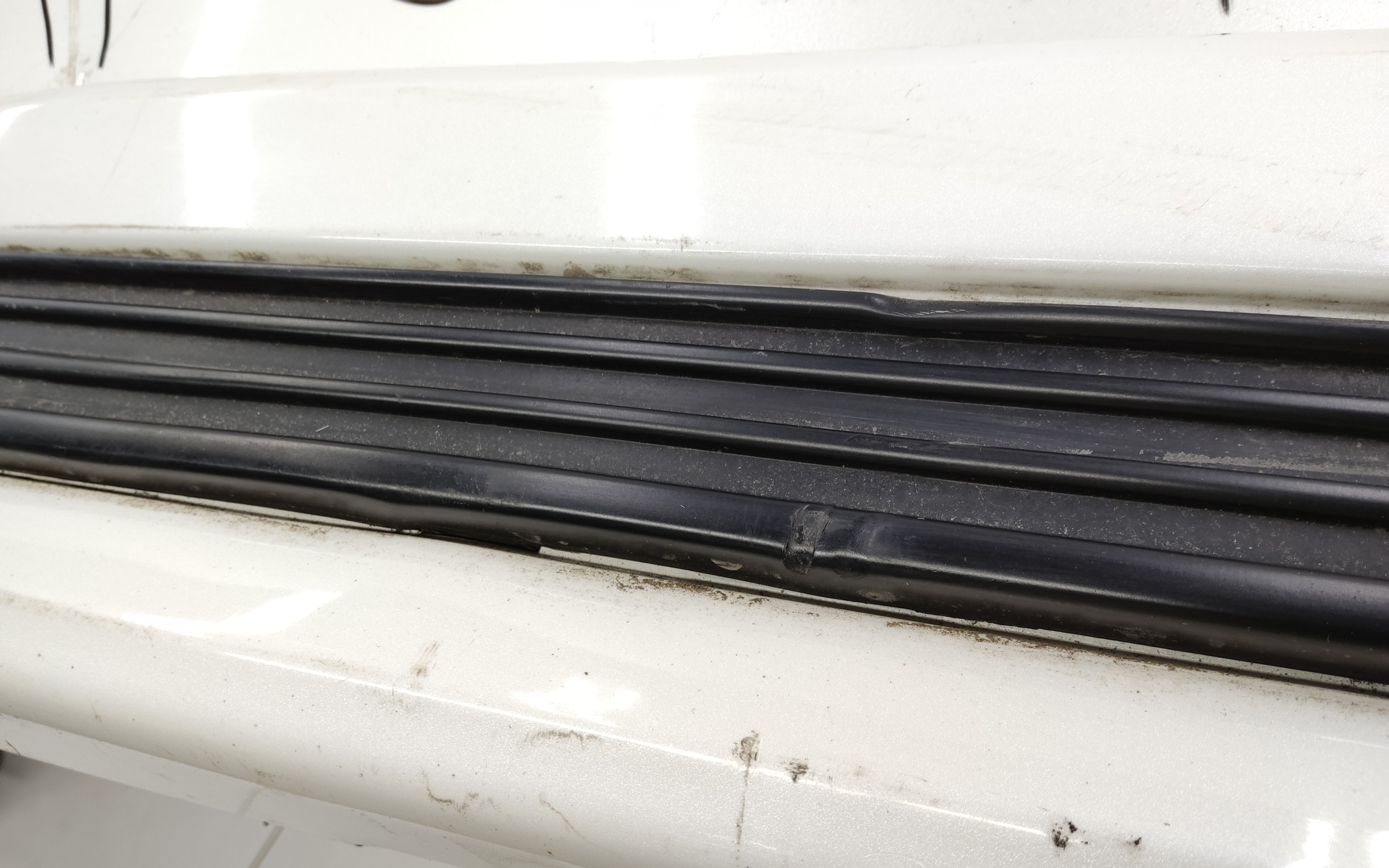 Бампер задний Toyota Land Cruiser 200 Restail 2