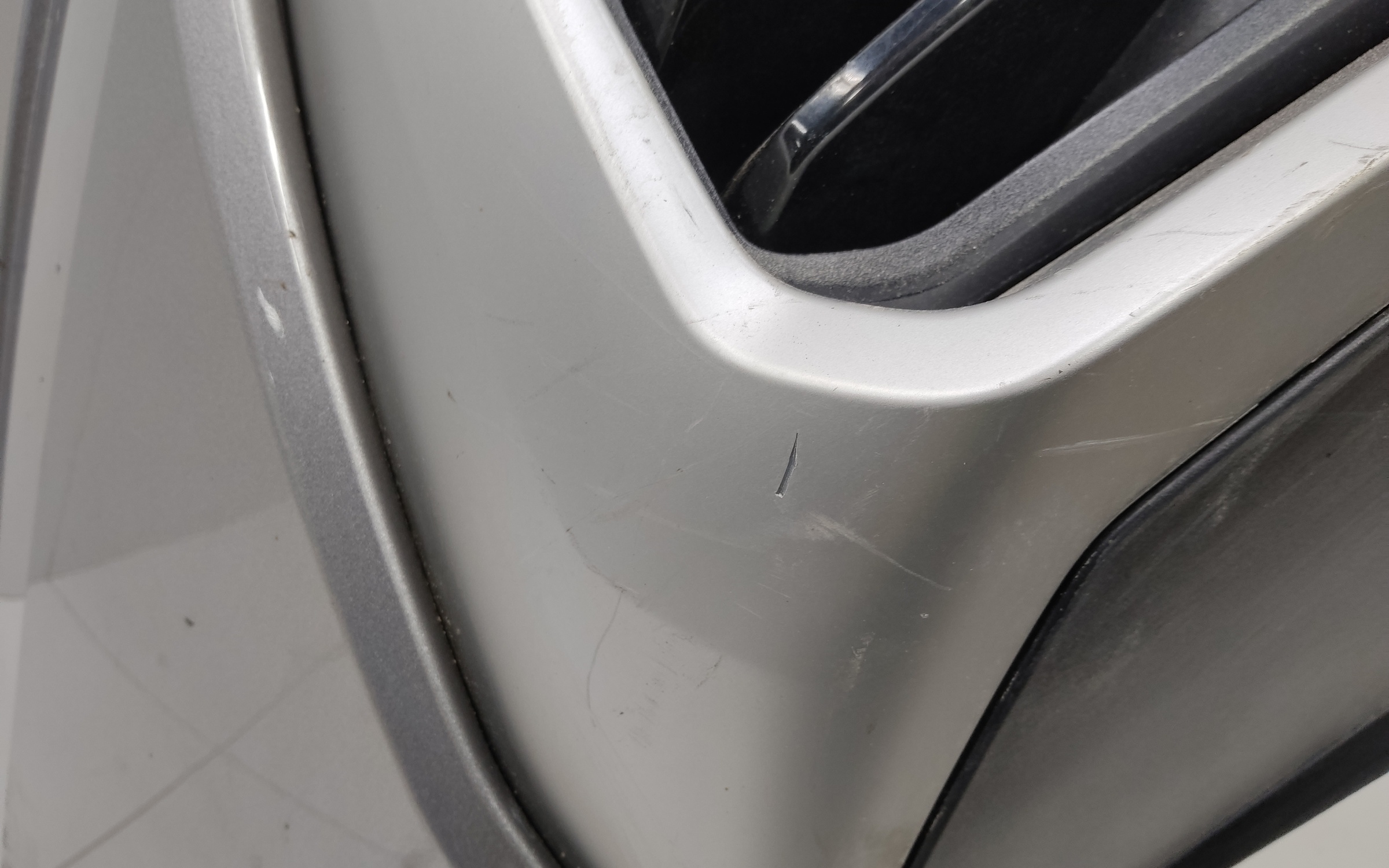 Бампер задний Geely Monjaro