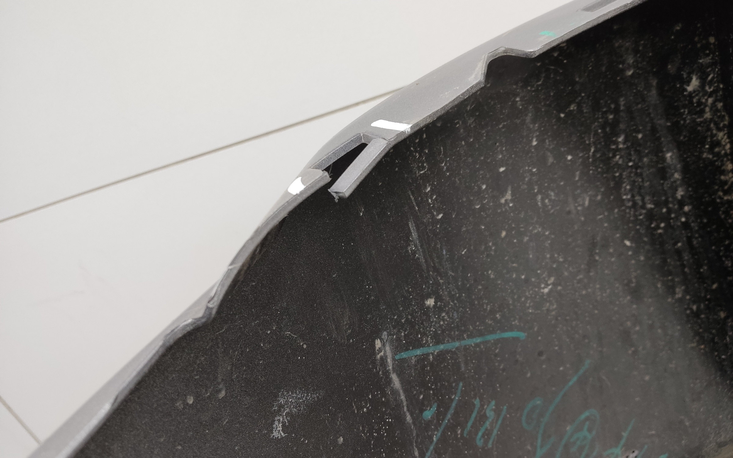 Бампер задний Geely Monjaro