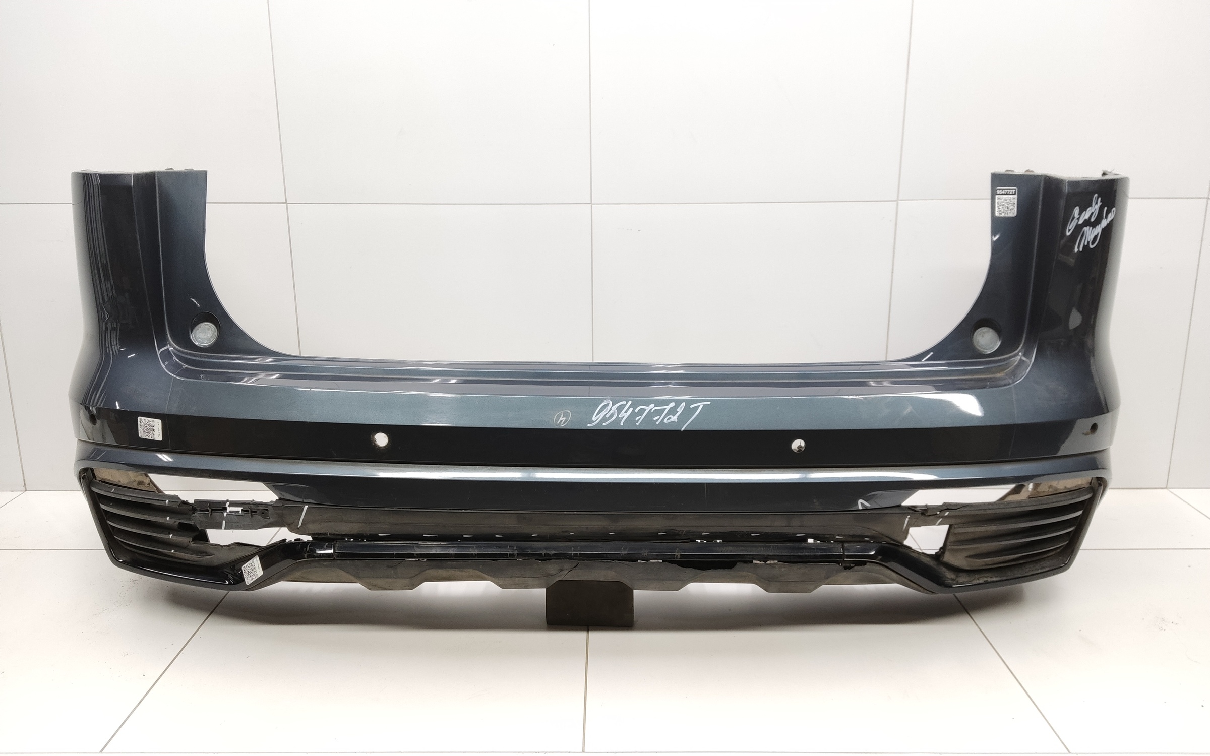 Бампер задний Geely Monjaro