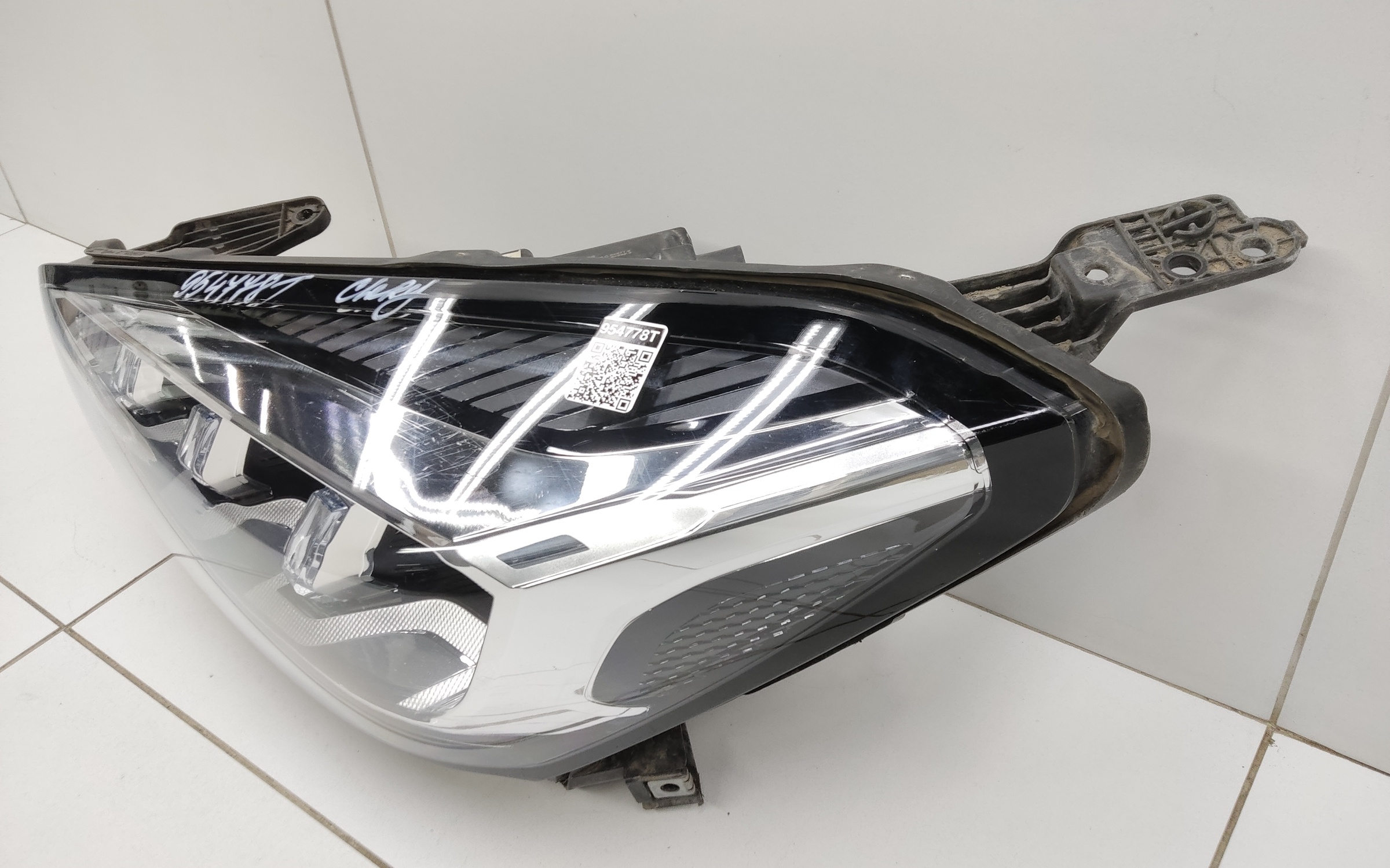 Фара передняя левая Chery Tiggo 7 Pro LED