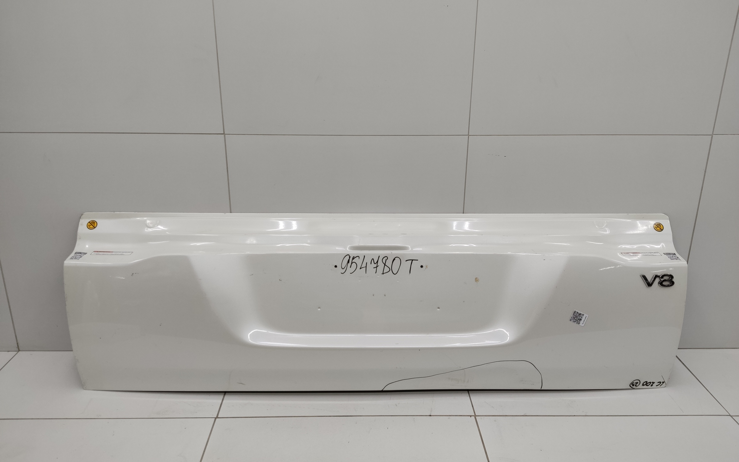 Борт задний откидной Toyota Land Cruiser 200