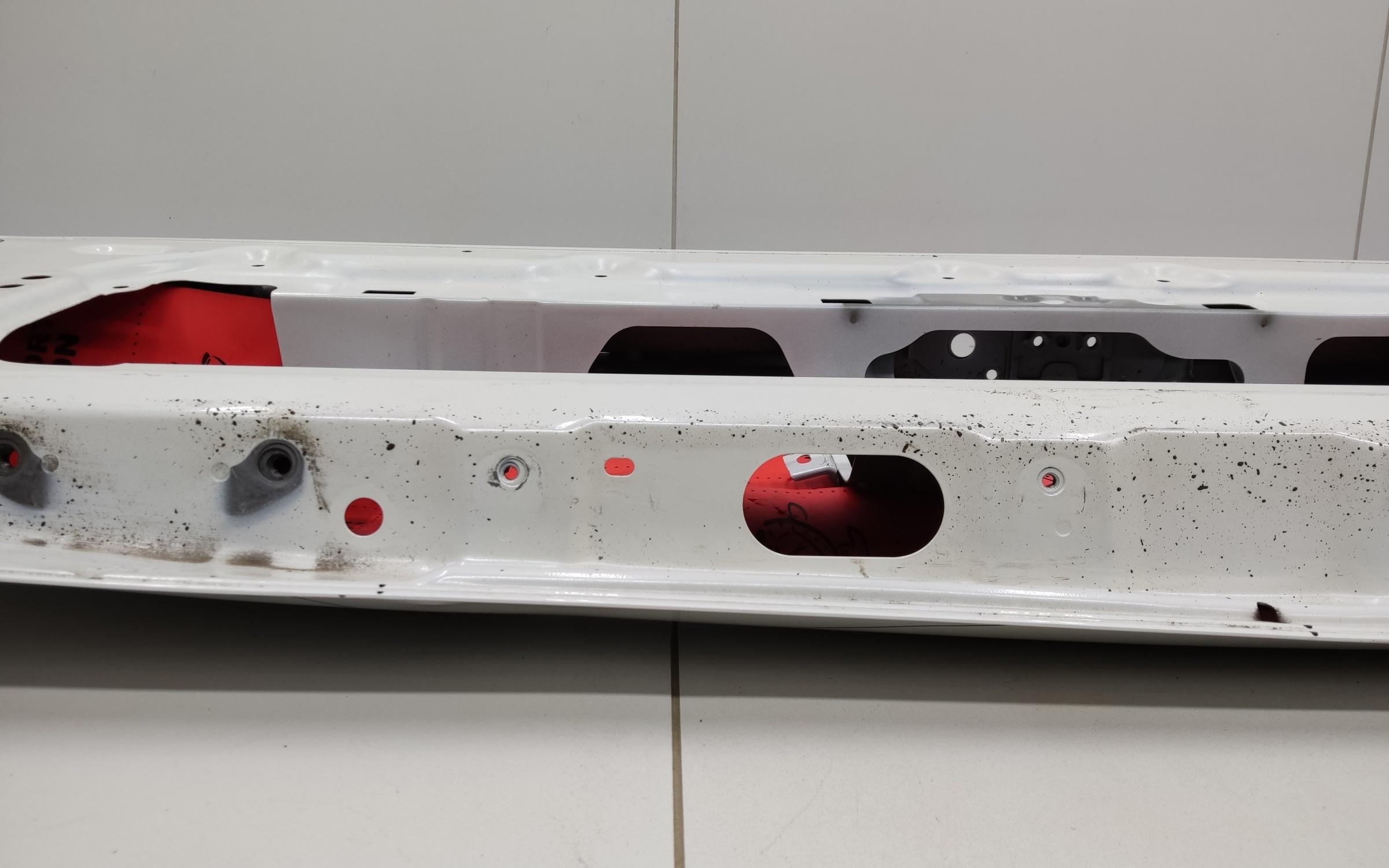 Борт задний откидной Toyota Land Cruiser 200