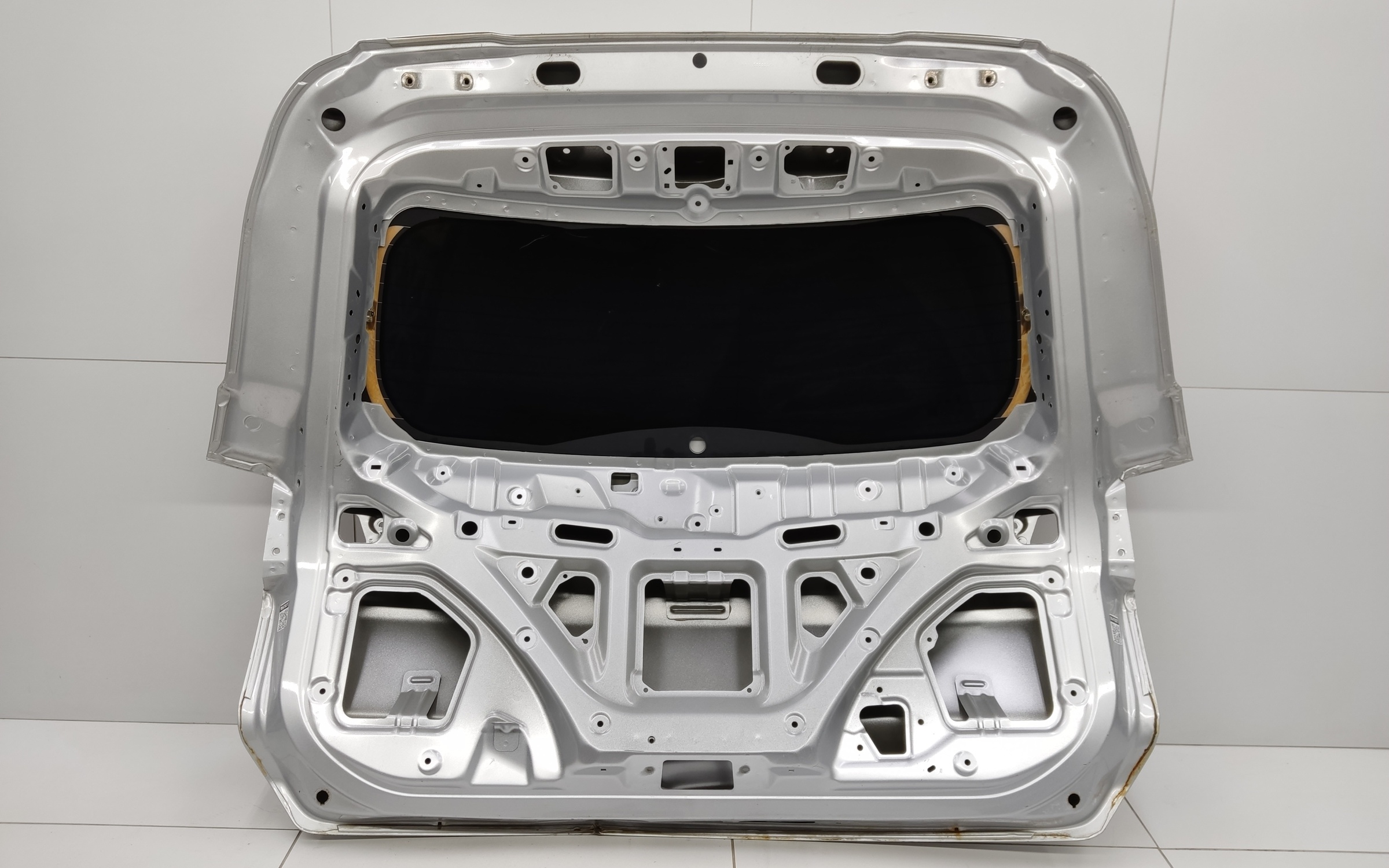 Стекло крышки багажника Chery Tiggo 7 Pro