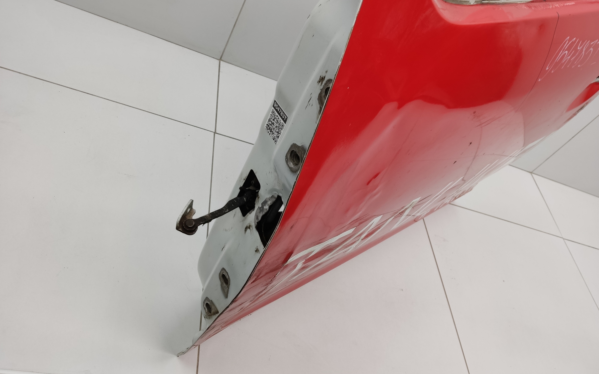 Дверь передняя левая Renault Logan 2 / Sandero 2 Stepway