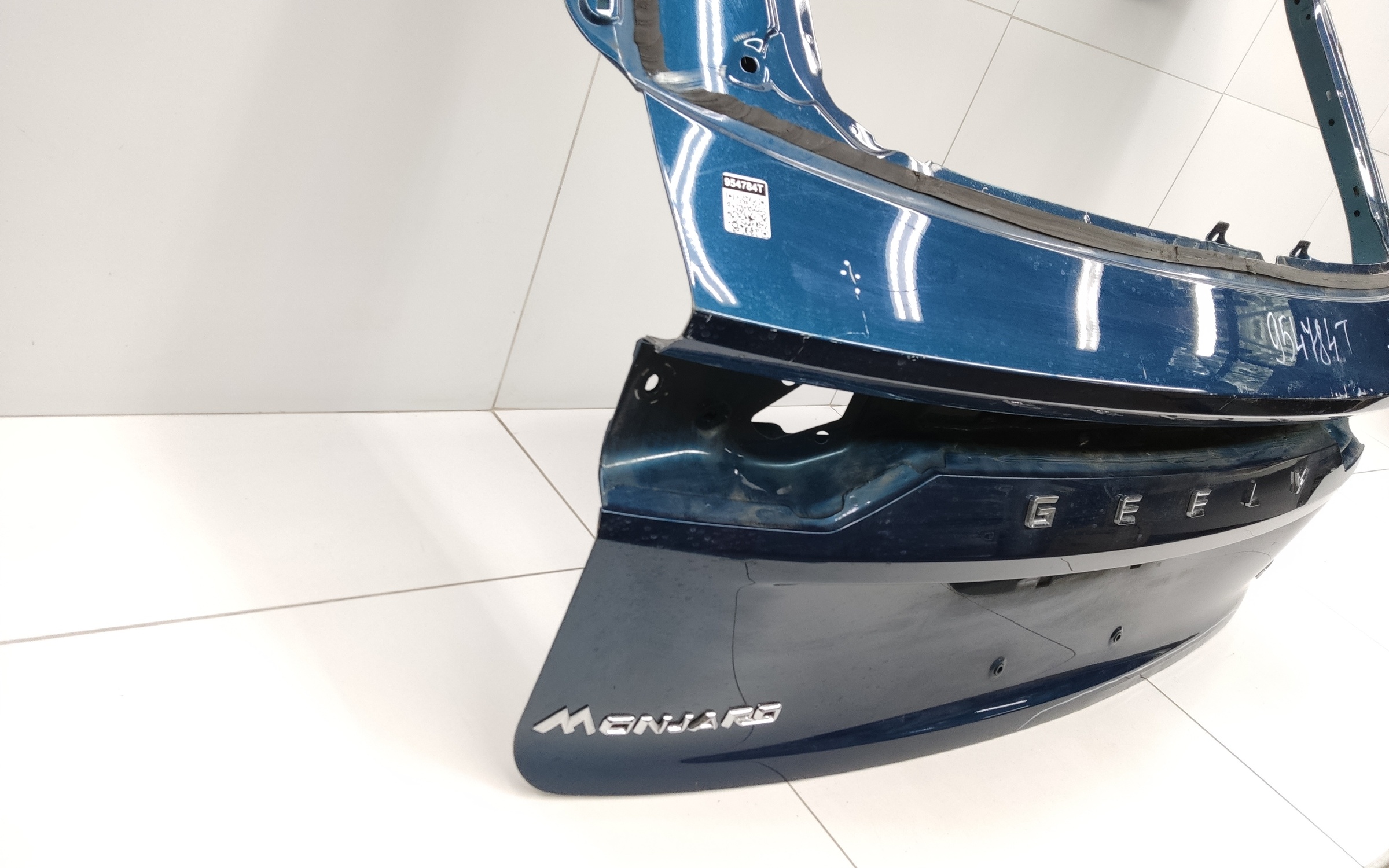 Крышка багажника Geely Monjaro