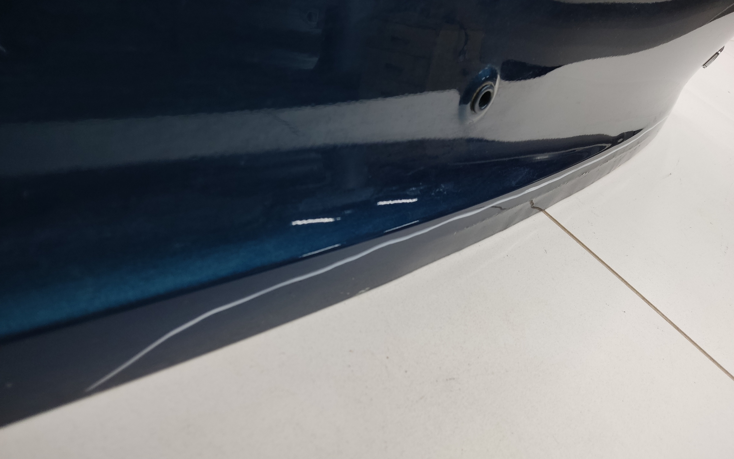 Крышка багажника Geely Monjaro