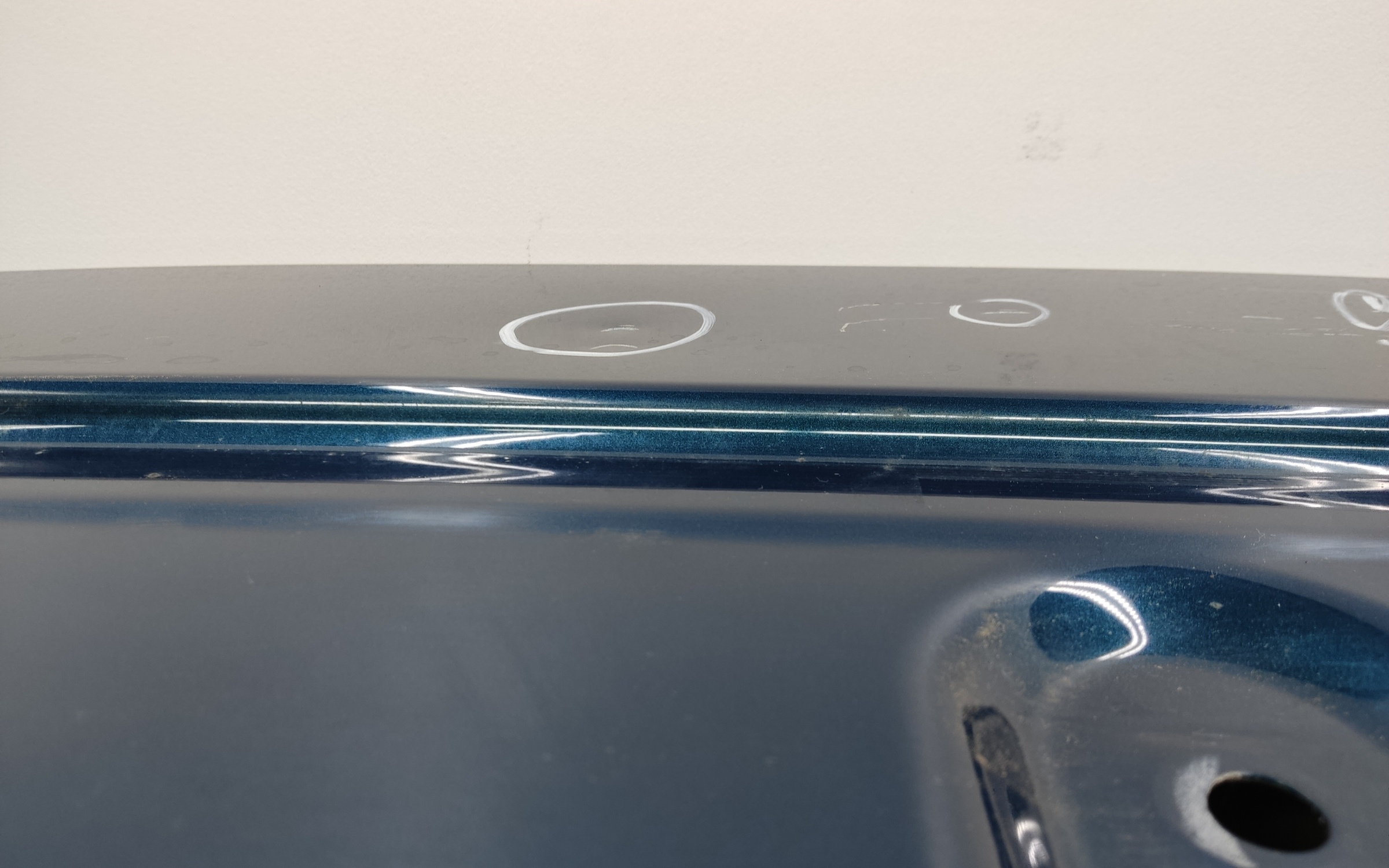 Крышка багажника Geely Monjaro