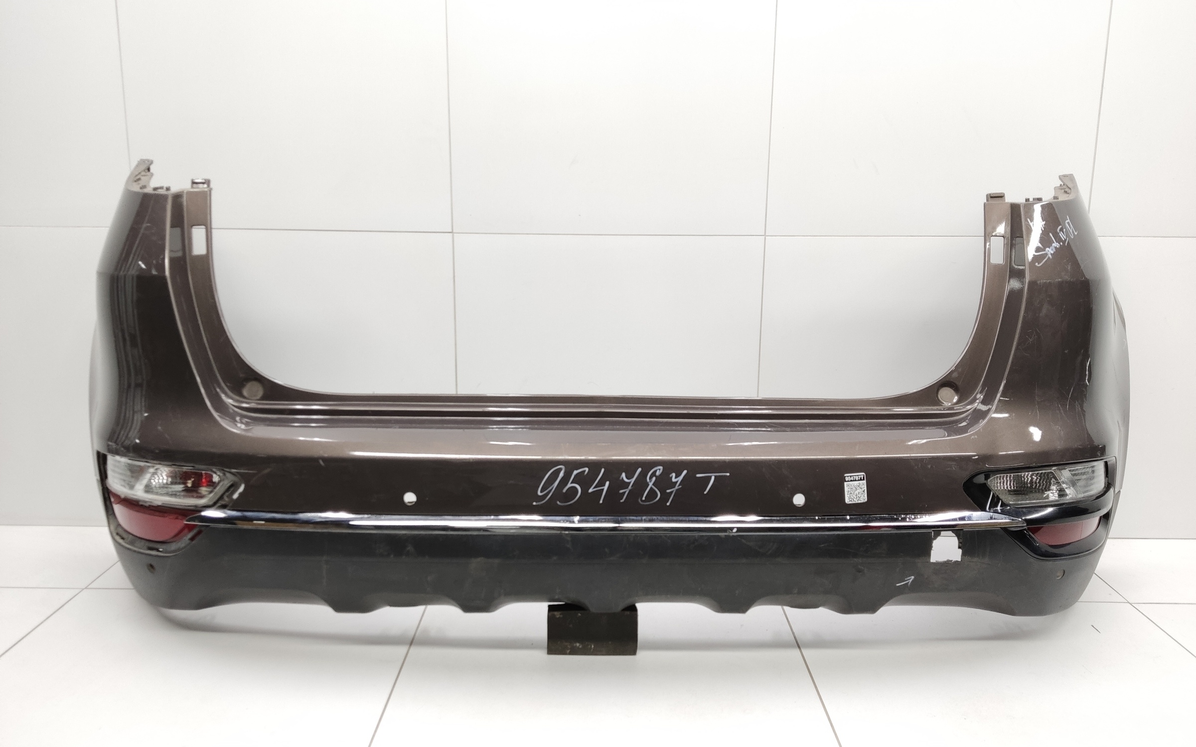 Бампер задний Kia Sportage 4 Restail