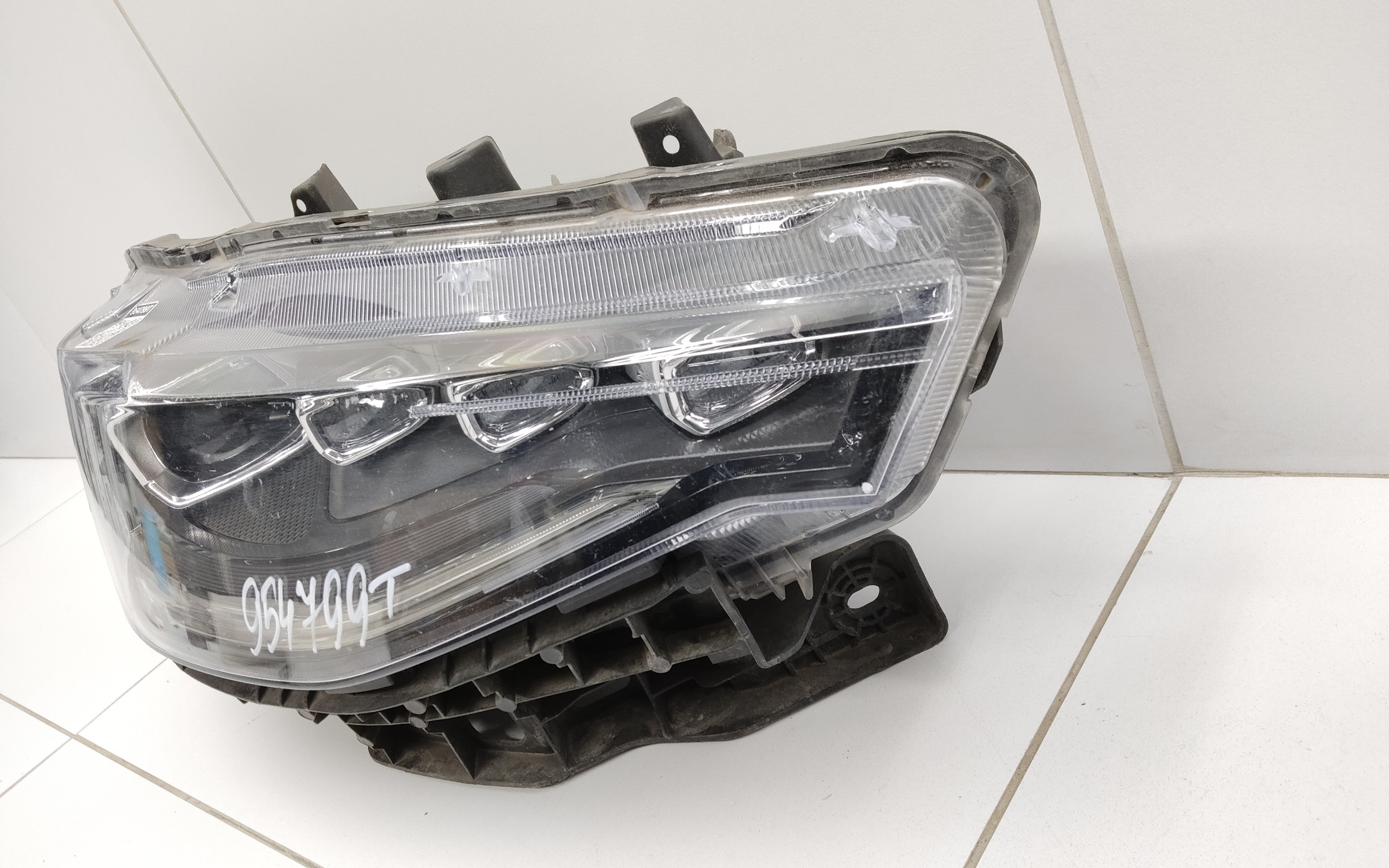Фара передняя правая Haval F7 LED