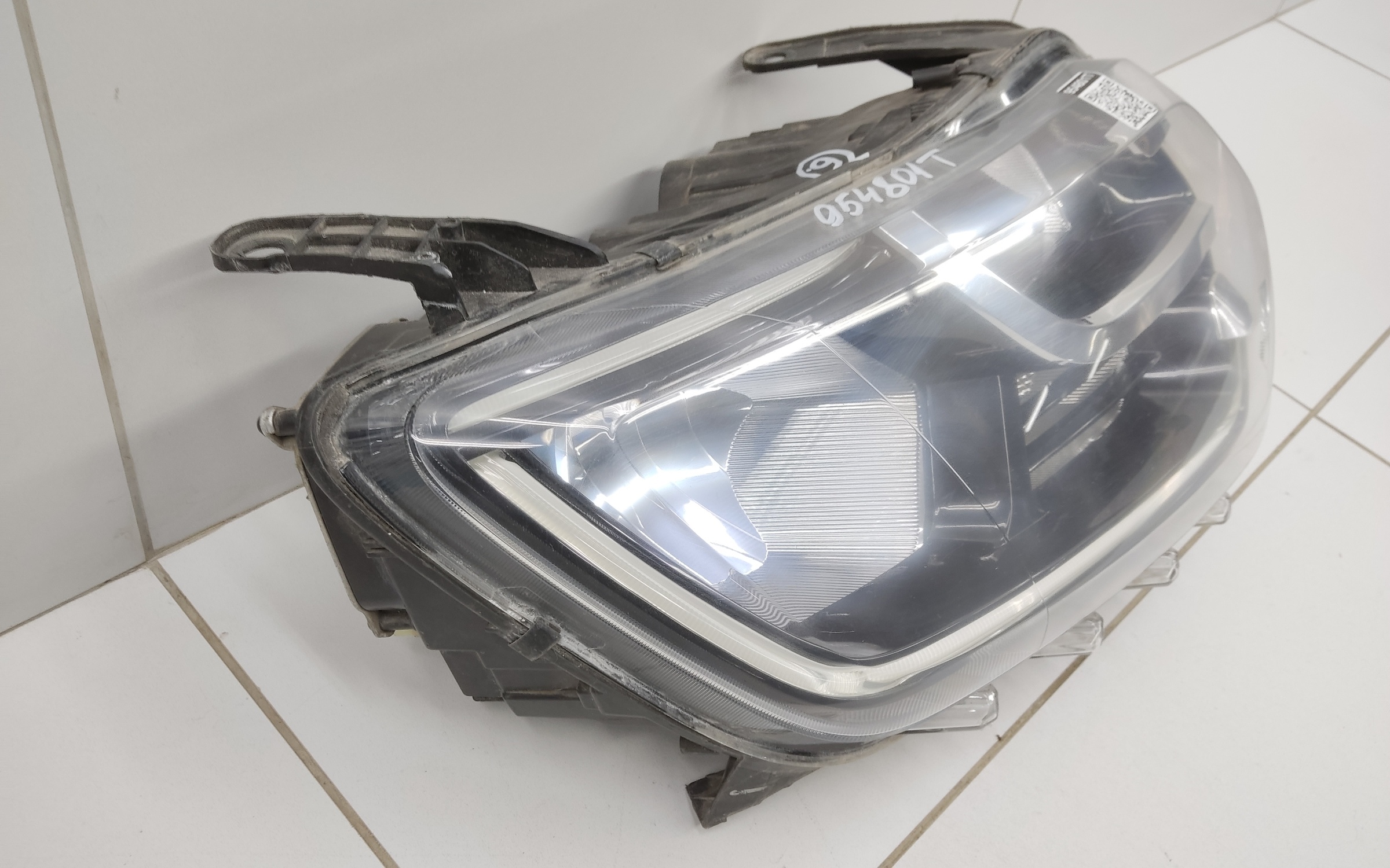 Фара передняя правая Renault Duster 2 галоген с ДХО