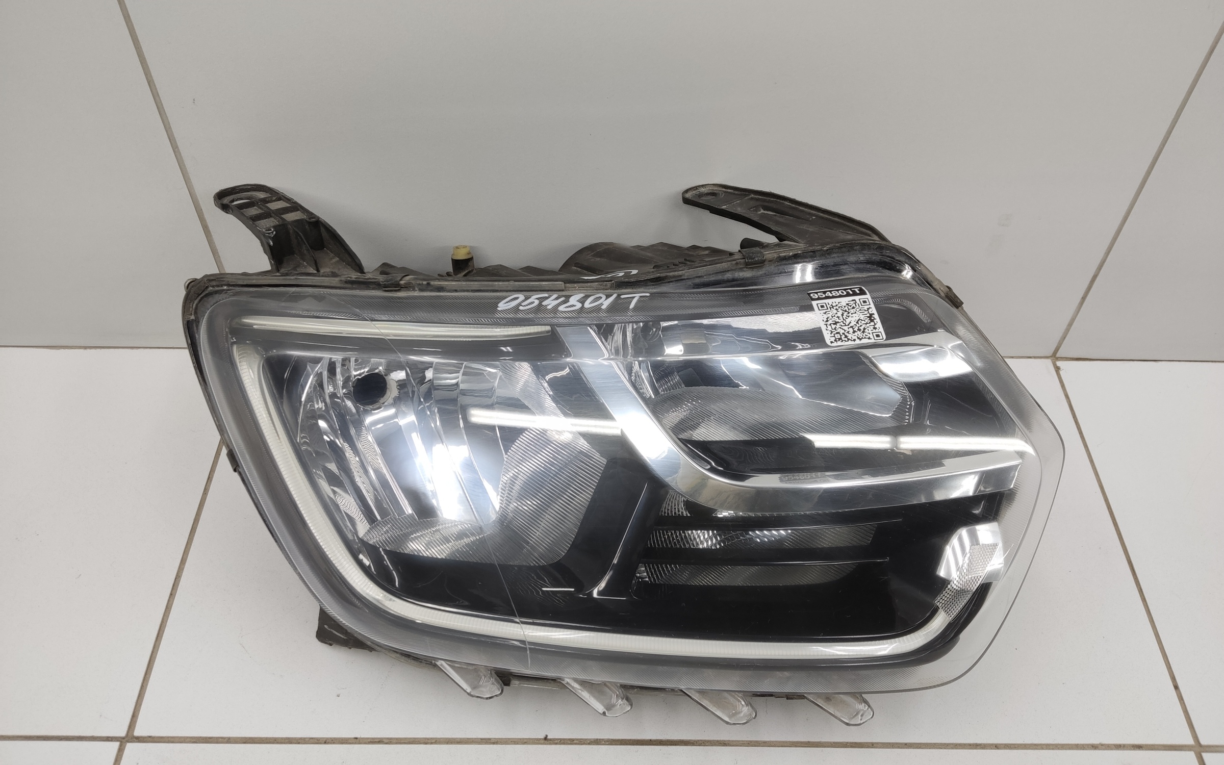 Фара передняя правая Renault Duster 2 галоген с ДХО