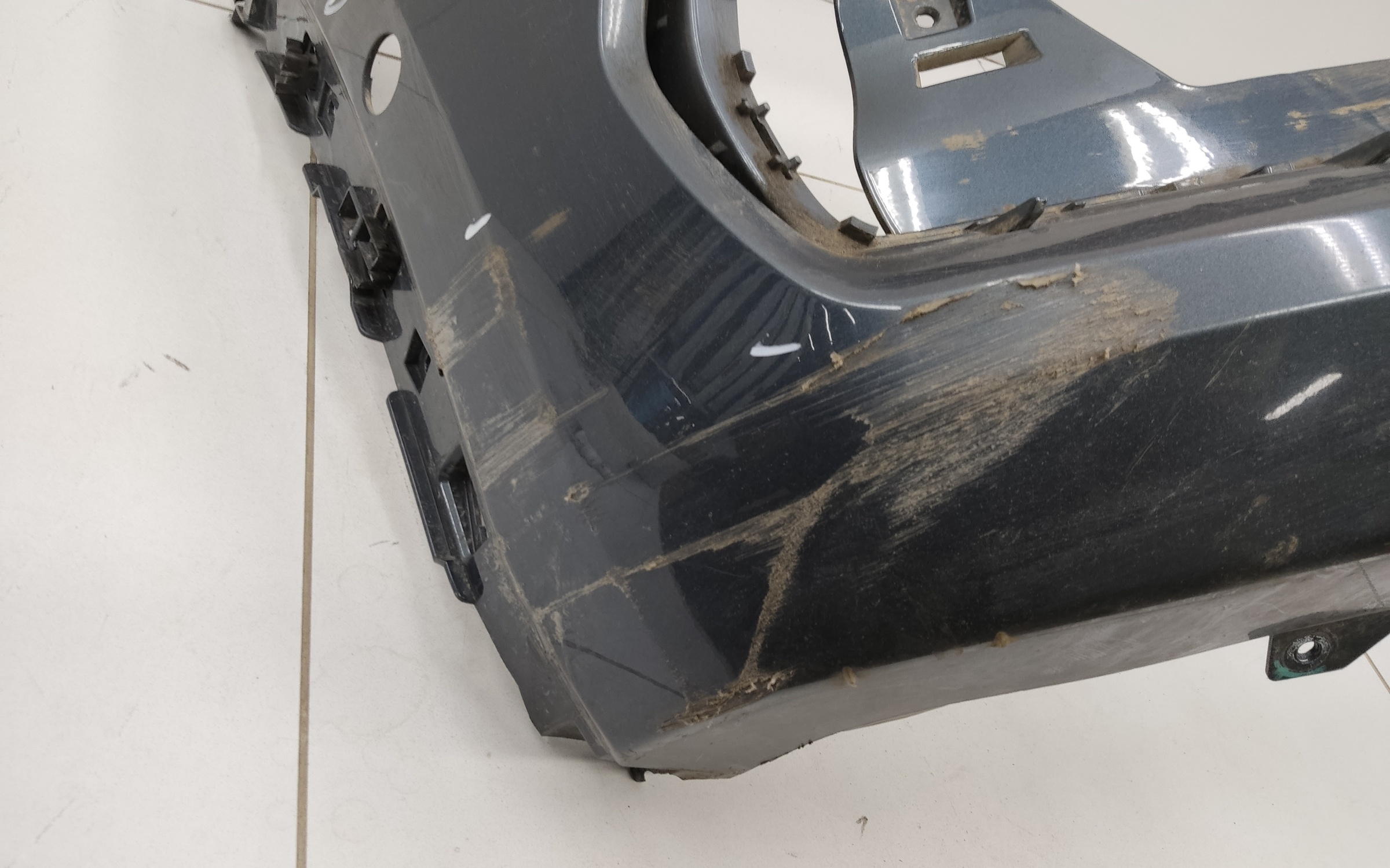 Бампер передний Geely Monjaro