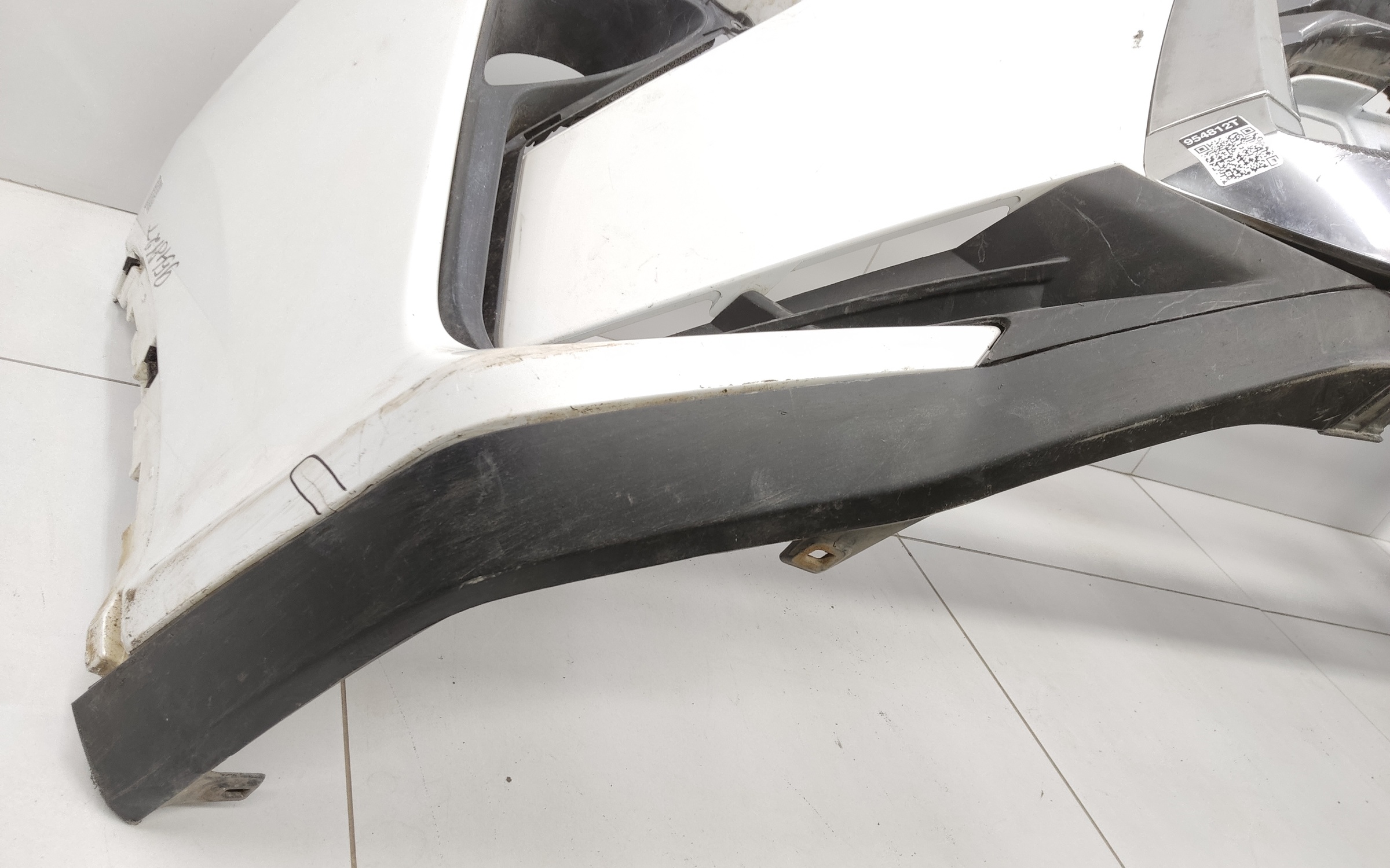 Бампер передний Lexus RX 4 F-Sport