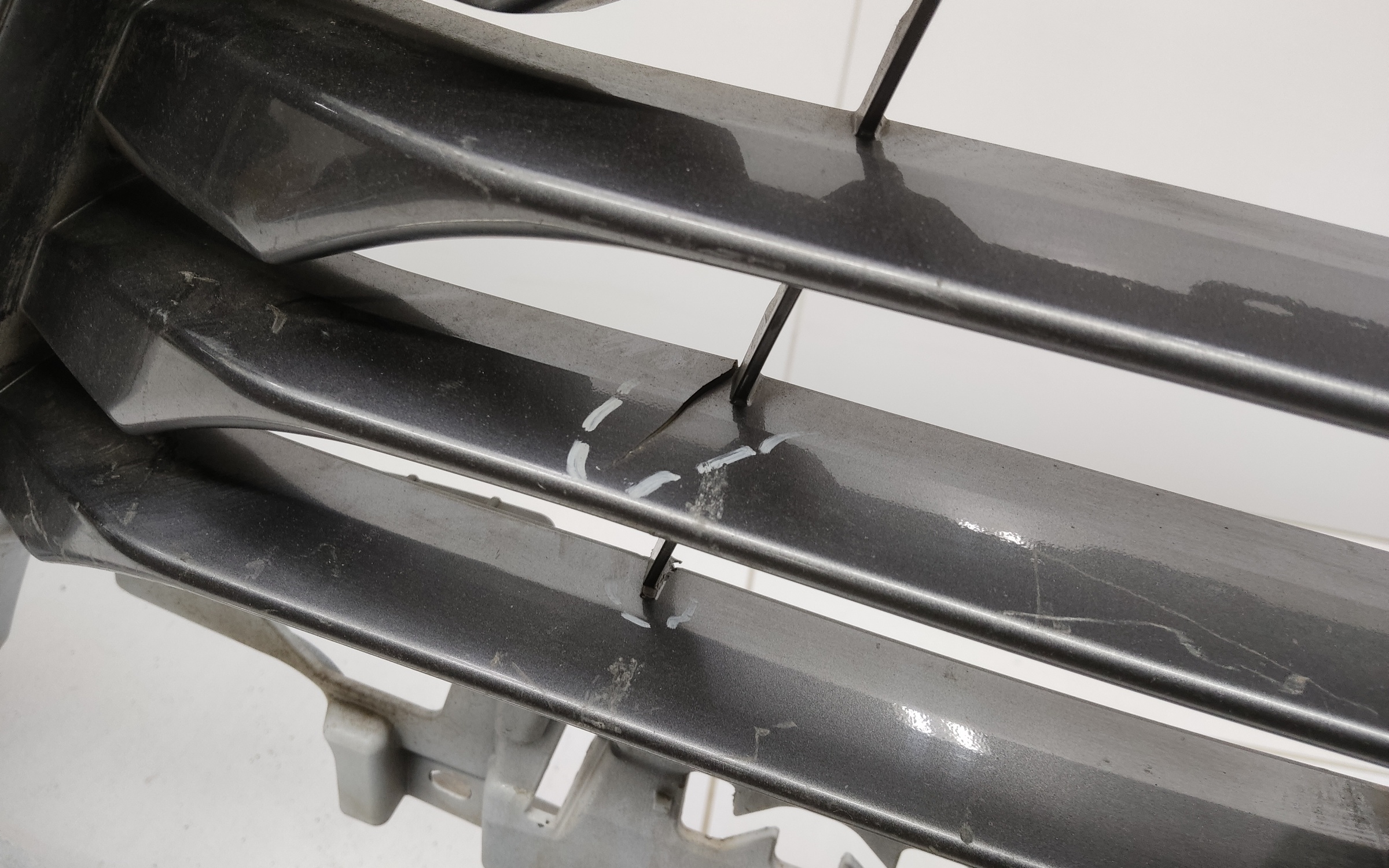 Бампер передний Lexus RX 4 F-Sport