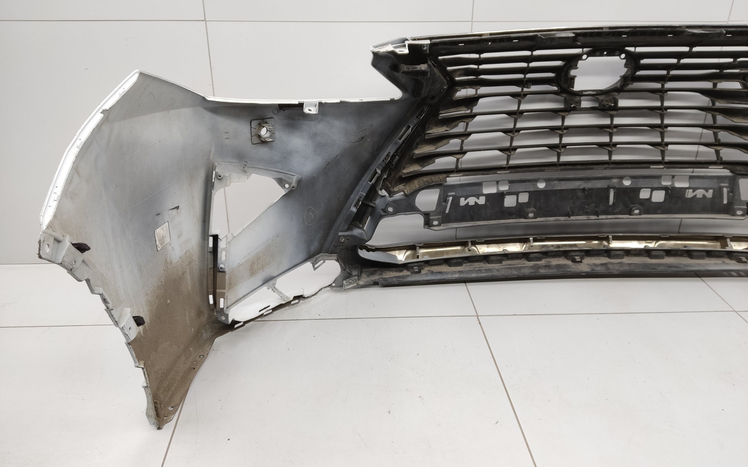 Бампер передний Lexus RX 4 F-Sport