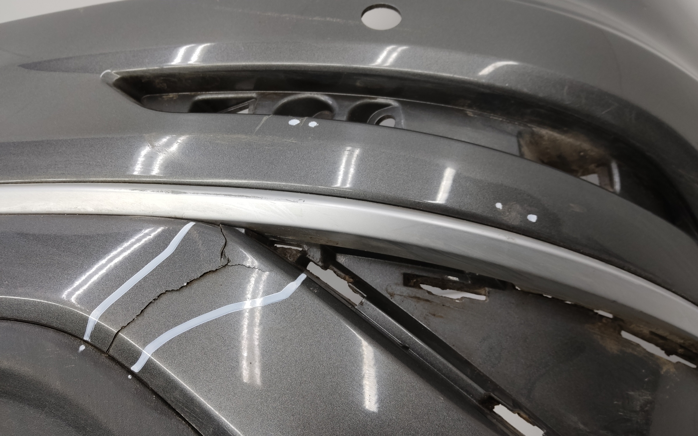 Бампер задний Geely Emgrand 2