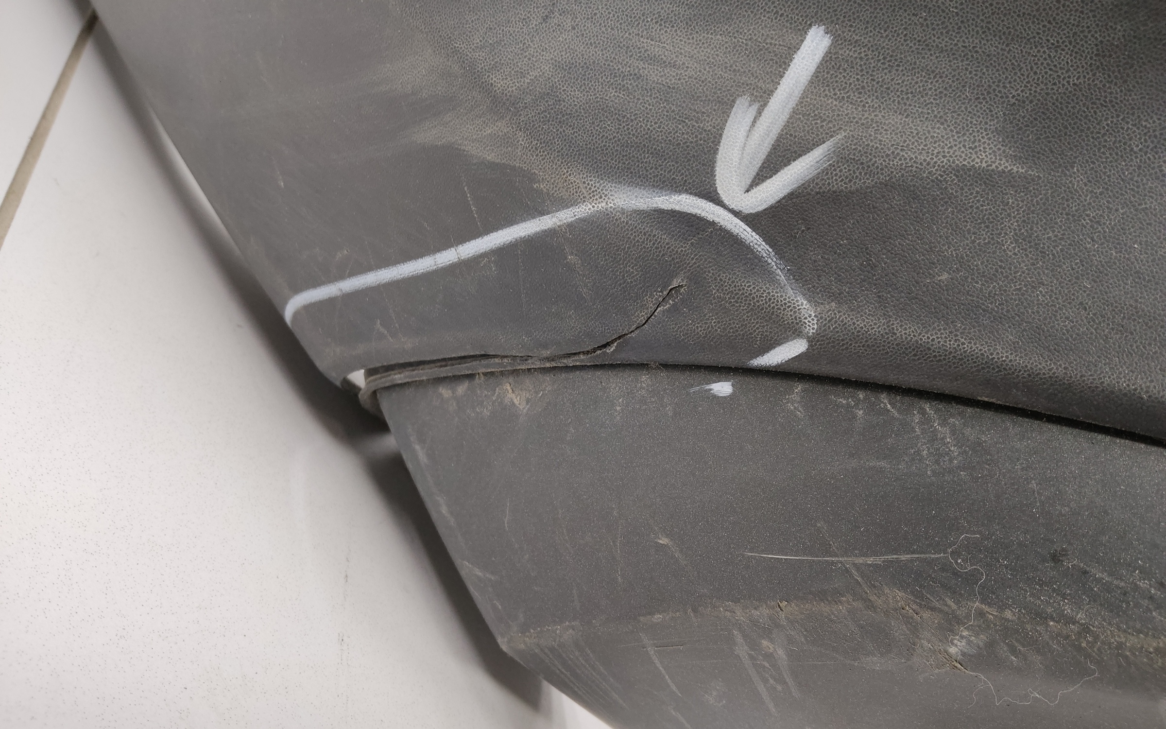 Бампер задний Chery Tiggo  9