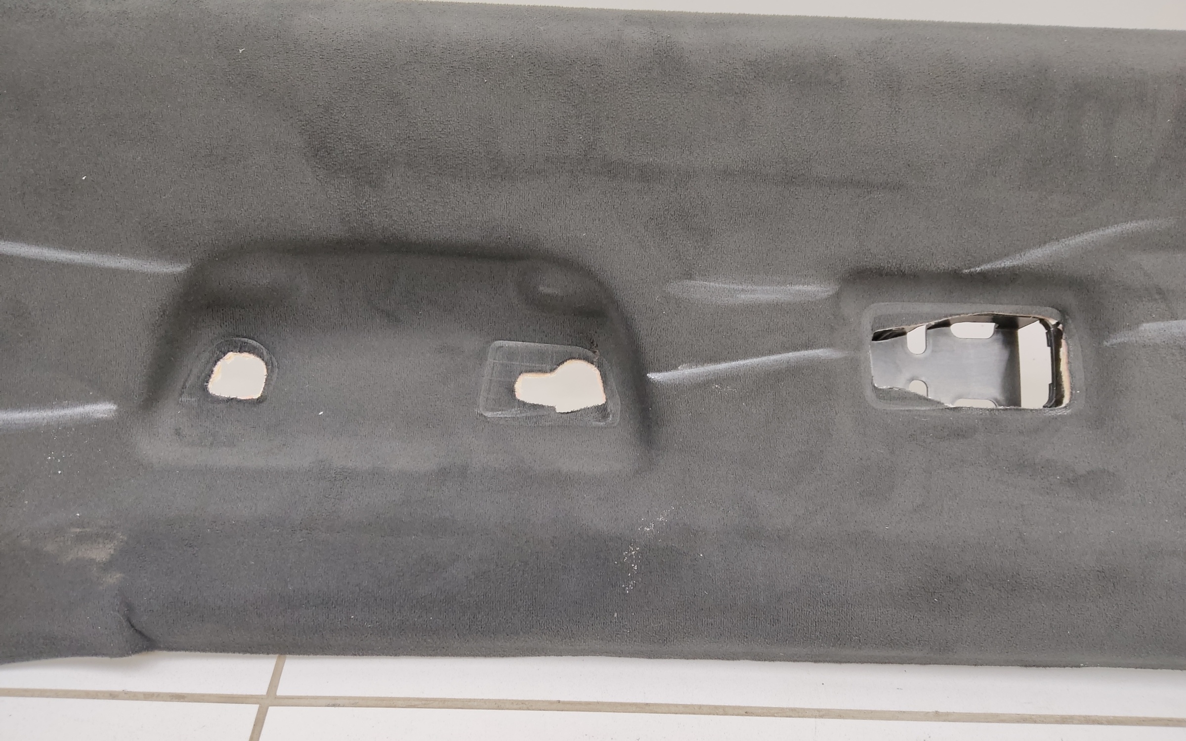 Обшивка крыши "потолок" Geely Monjaro черная