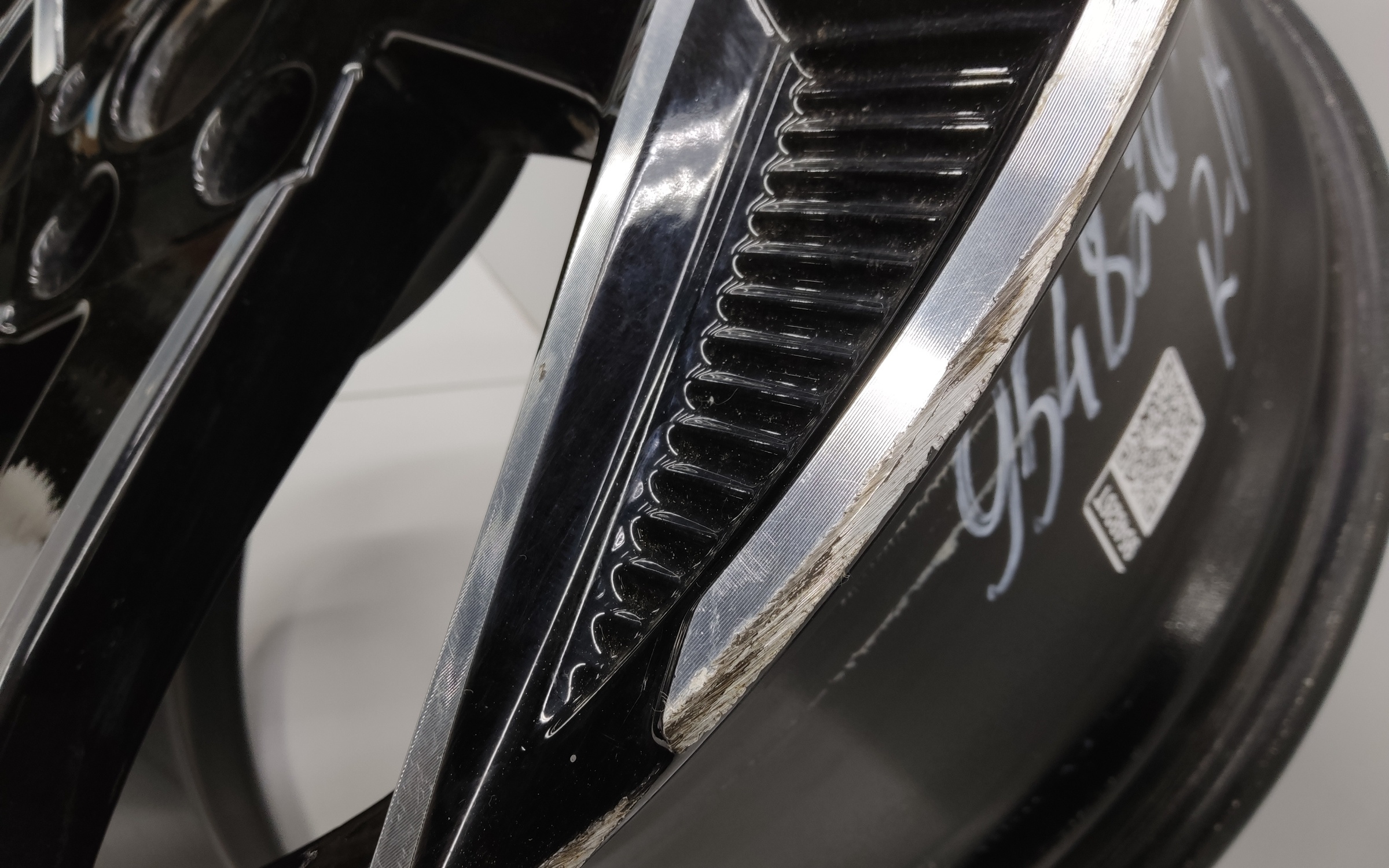 Диск колеса литой Changan Lamore R18