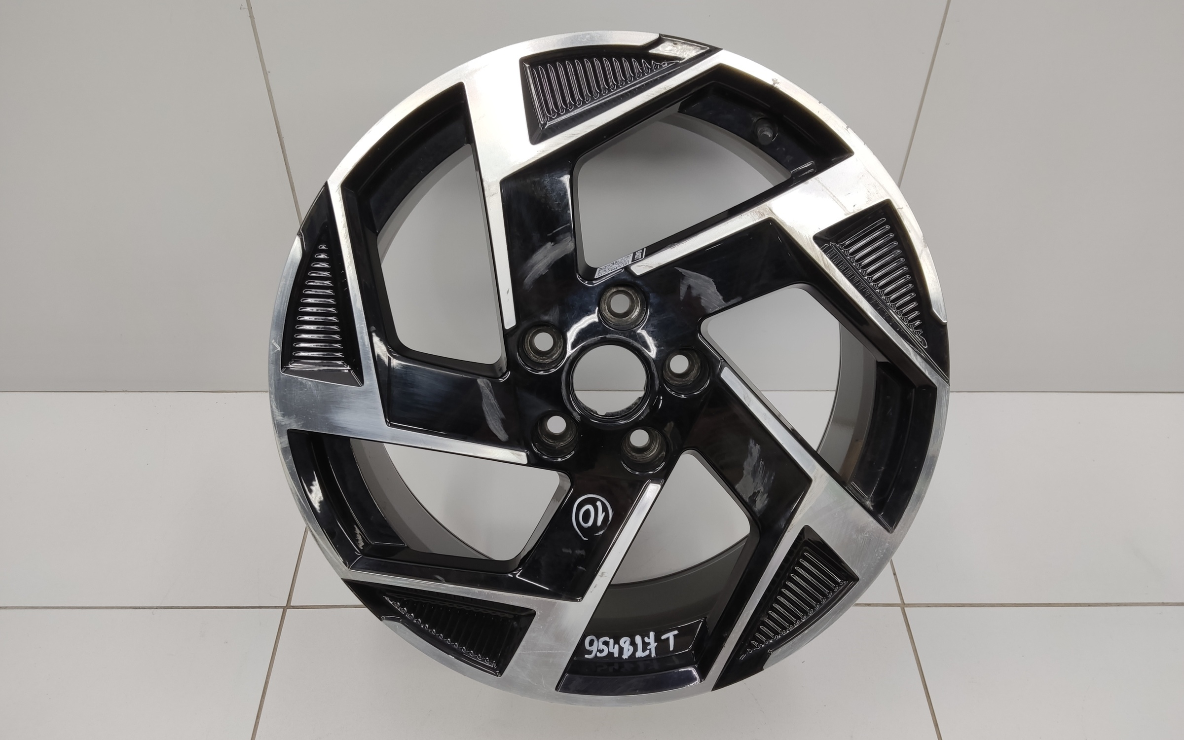 Диск колеса литой Changan Lamore R18