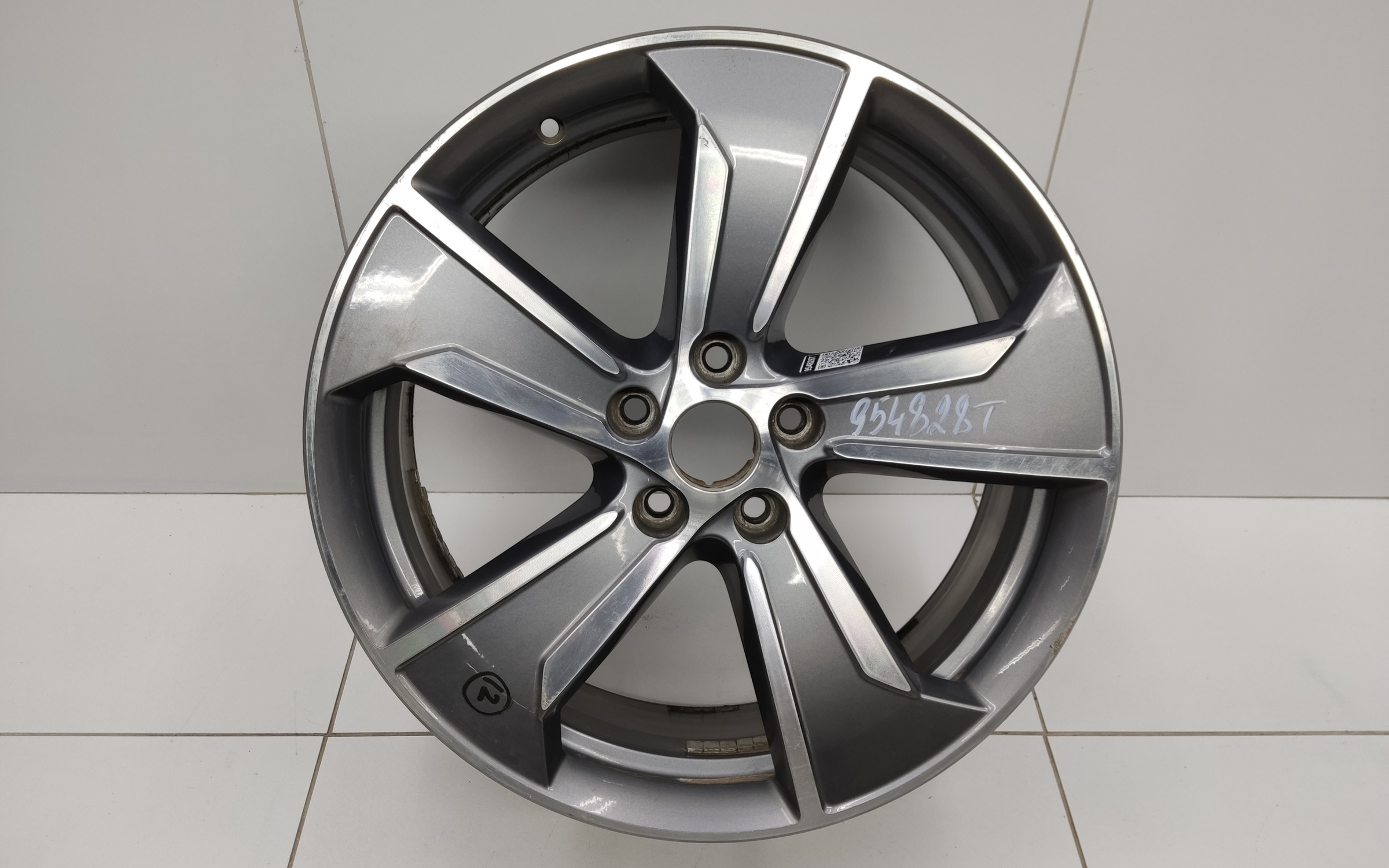 Диск колеса литой Geely Okavango Restail R19