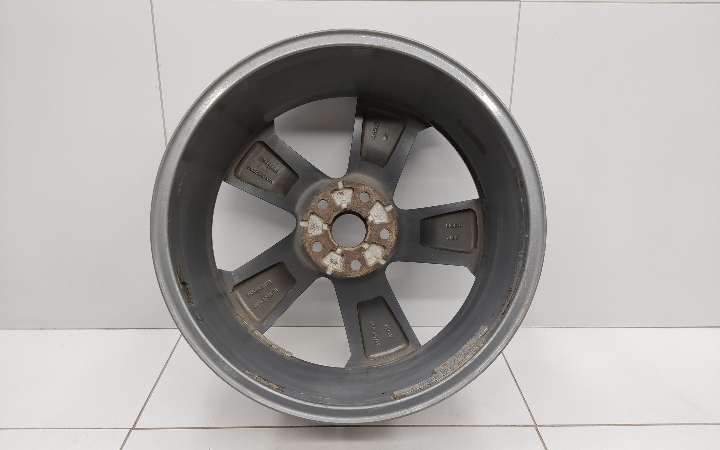 Диск колеса литой Geely Okavango Restail R19