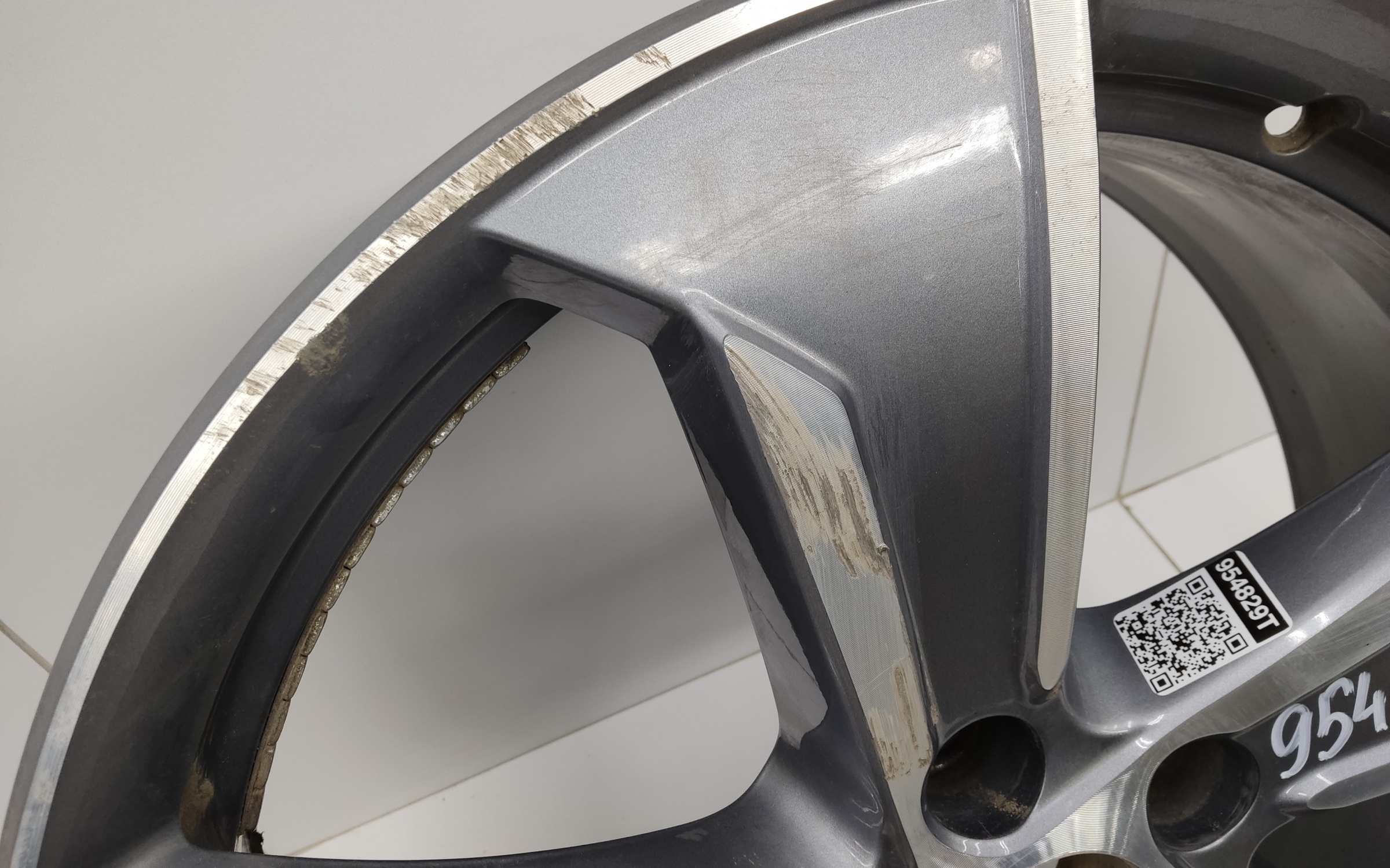 Диск колеса литой Geely Okavango Restail R19