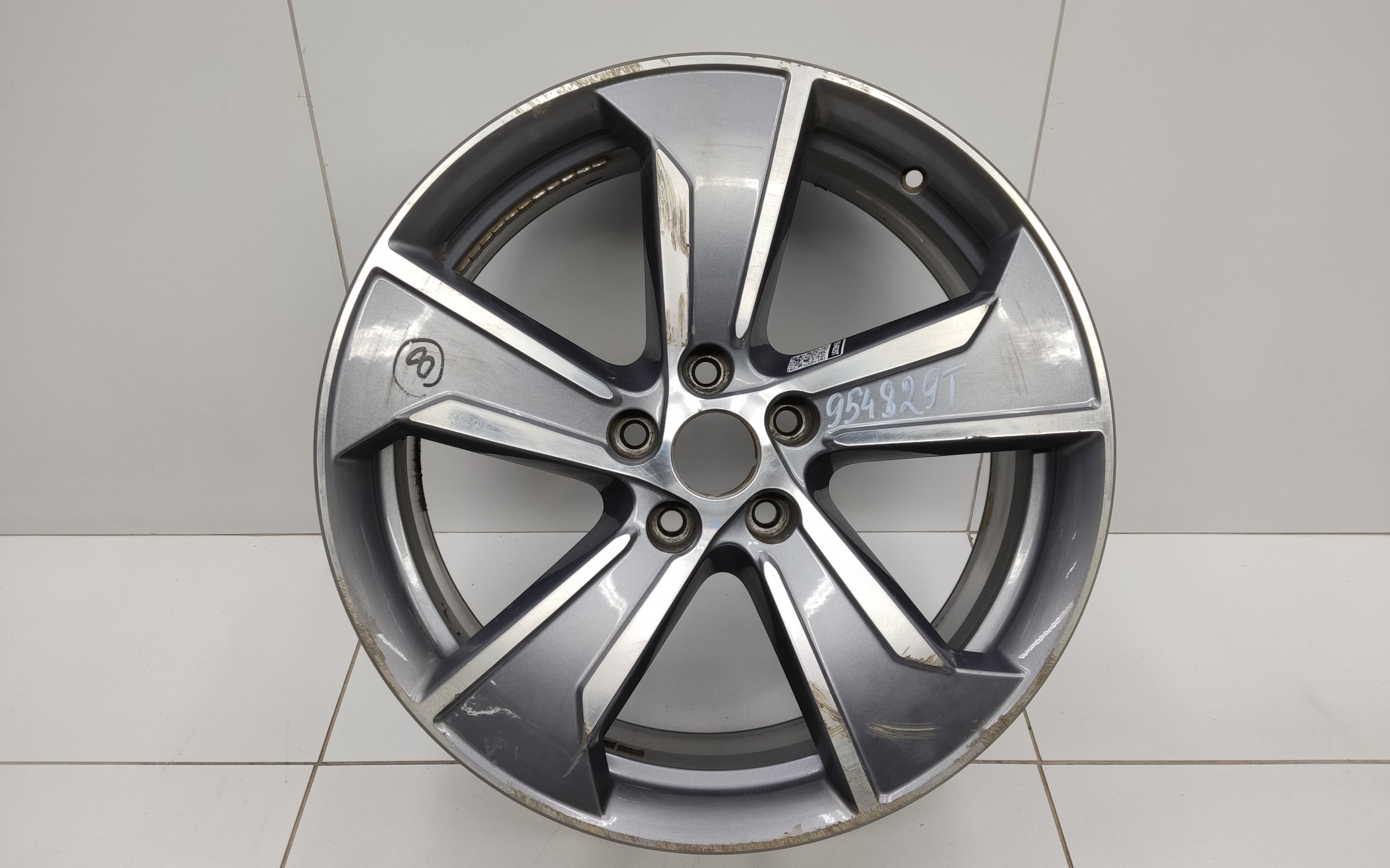 Диск колеса литой Geely Okavango Restail R19