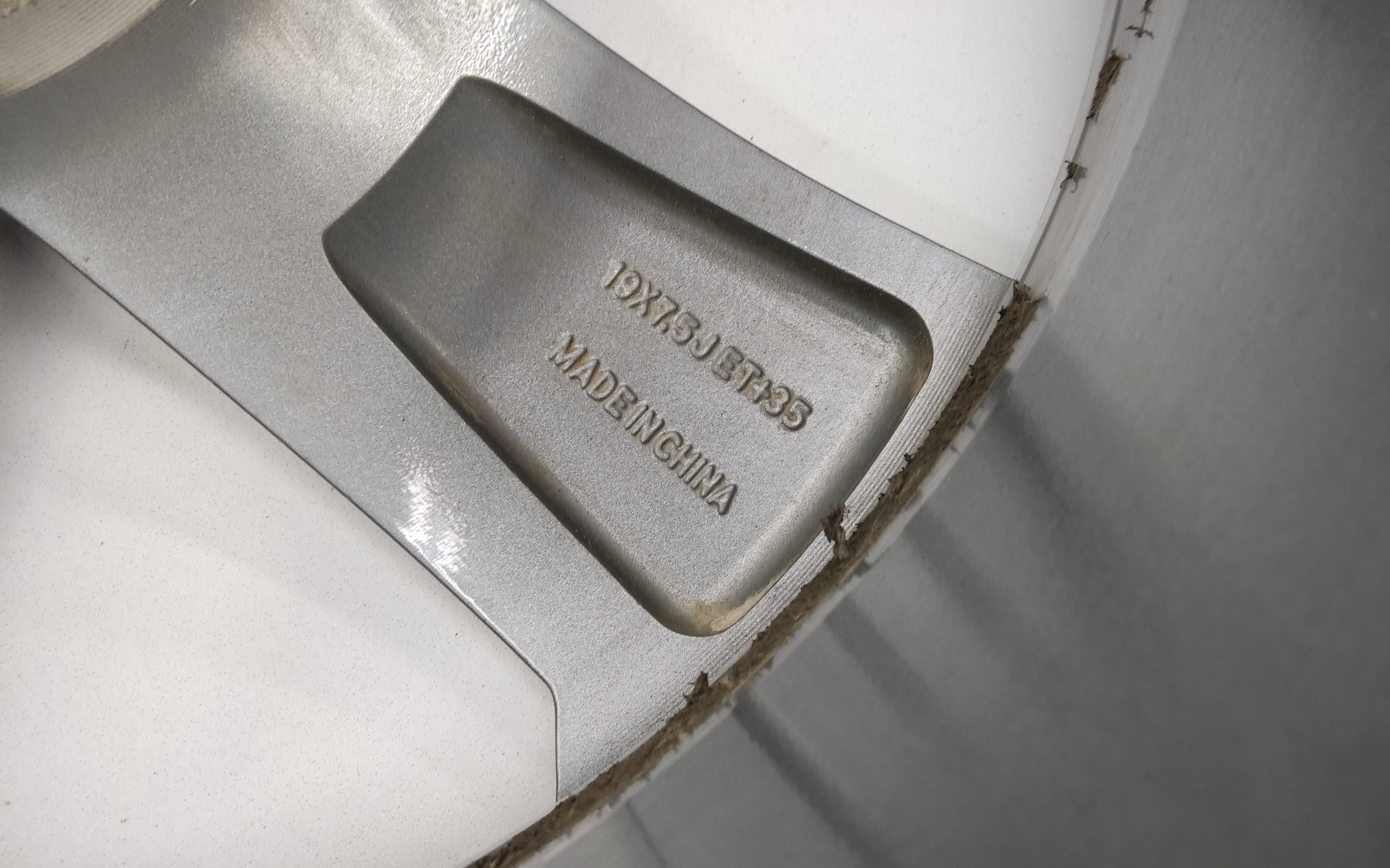 Диск колеса литой Geely Okavango Restail R19