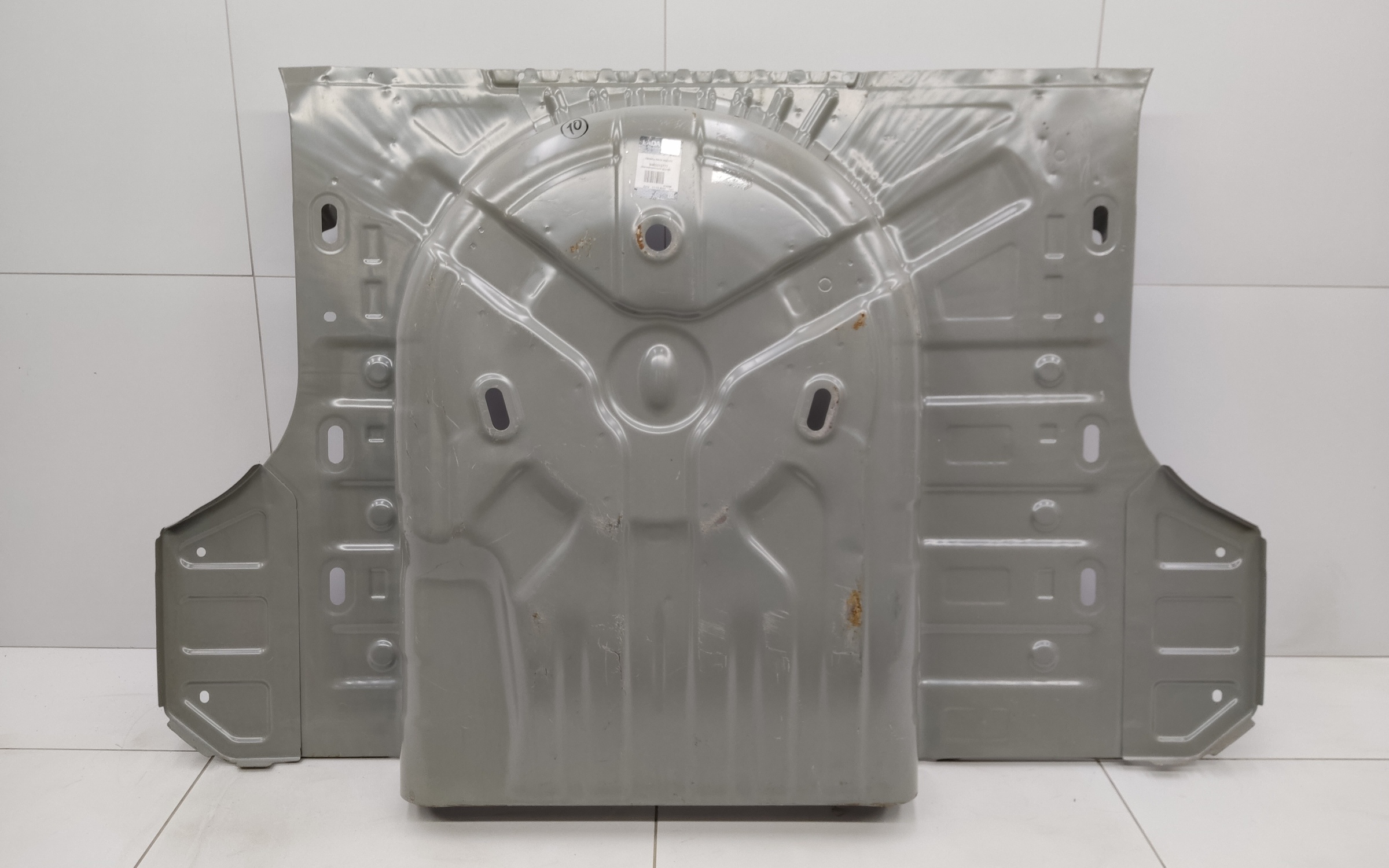 Пол багажника "корыто" Lada Vesta Sedan Restail