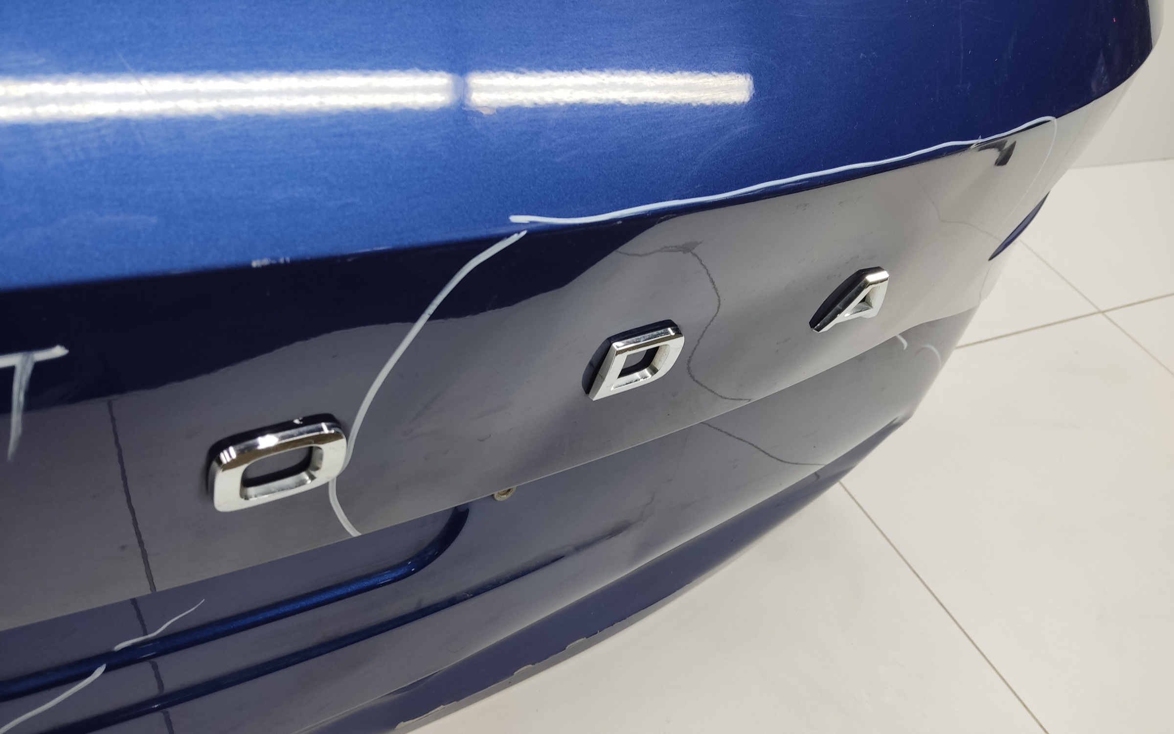 Крышка багажника Skoda Karoq