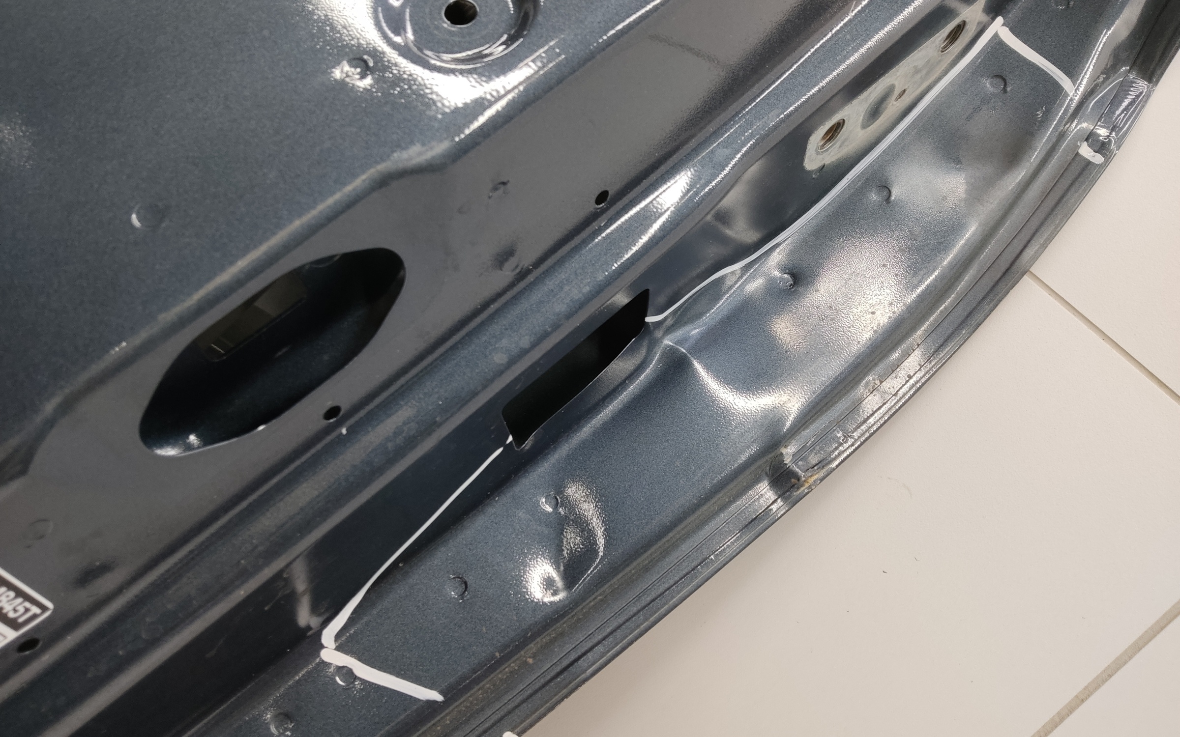 Дверь передняя левая Geely Monjaro