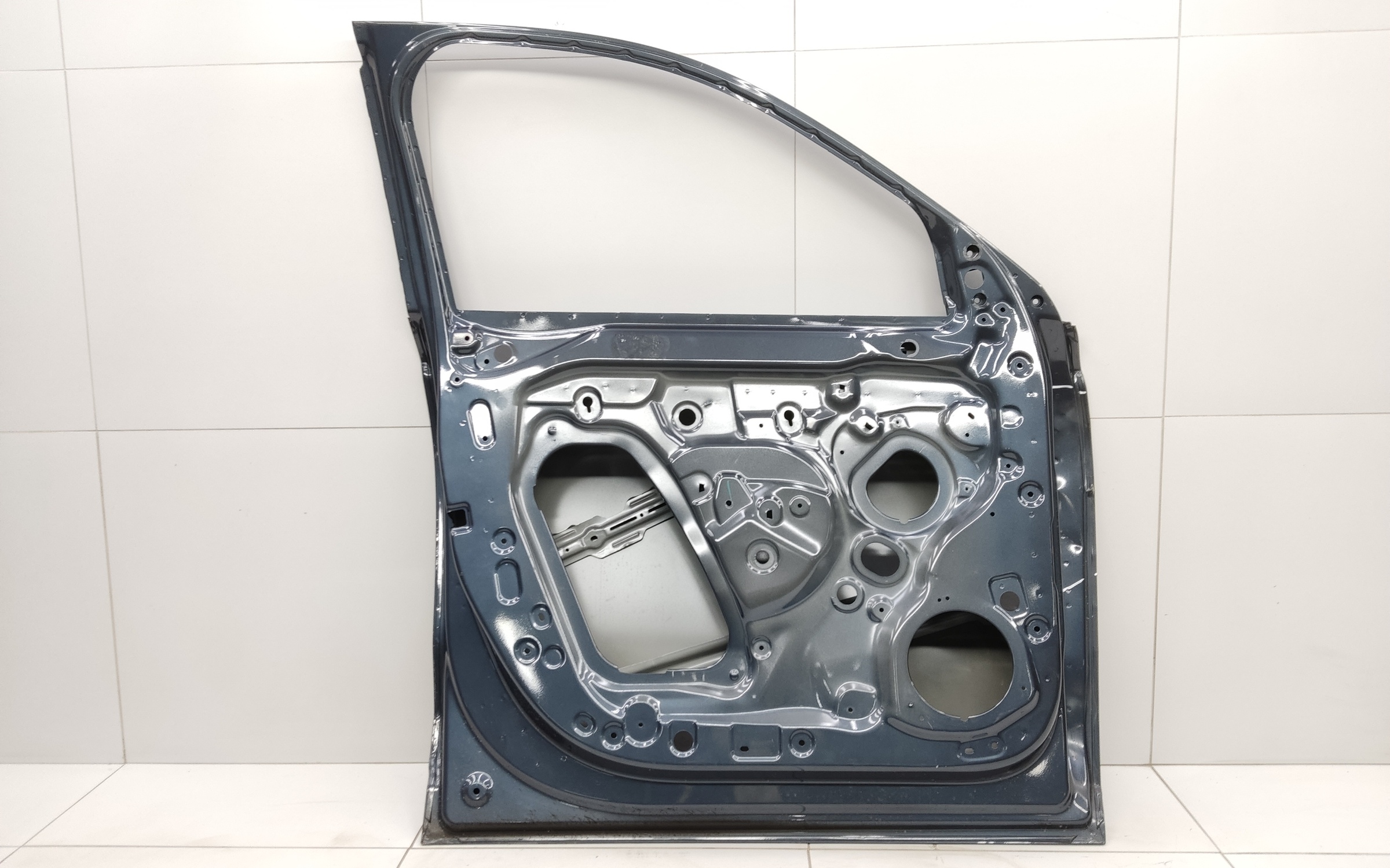 Дверь передняя левая Geely Monjaro
