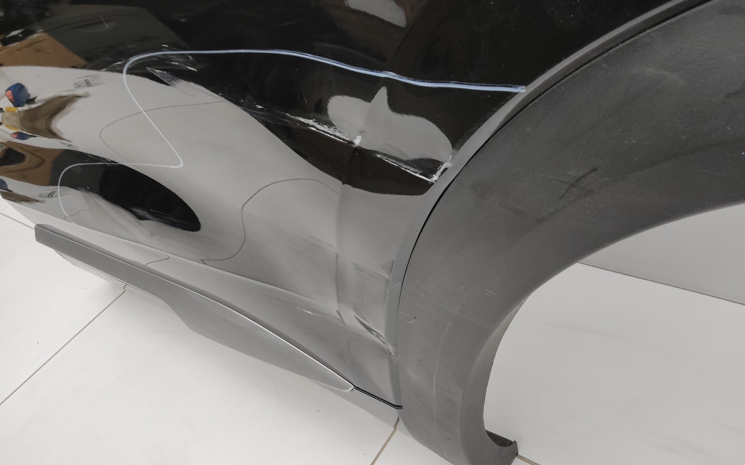 Дверь задняя левая Geely Monjaro