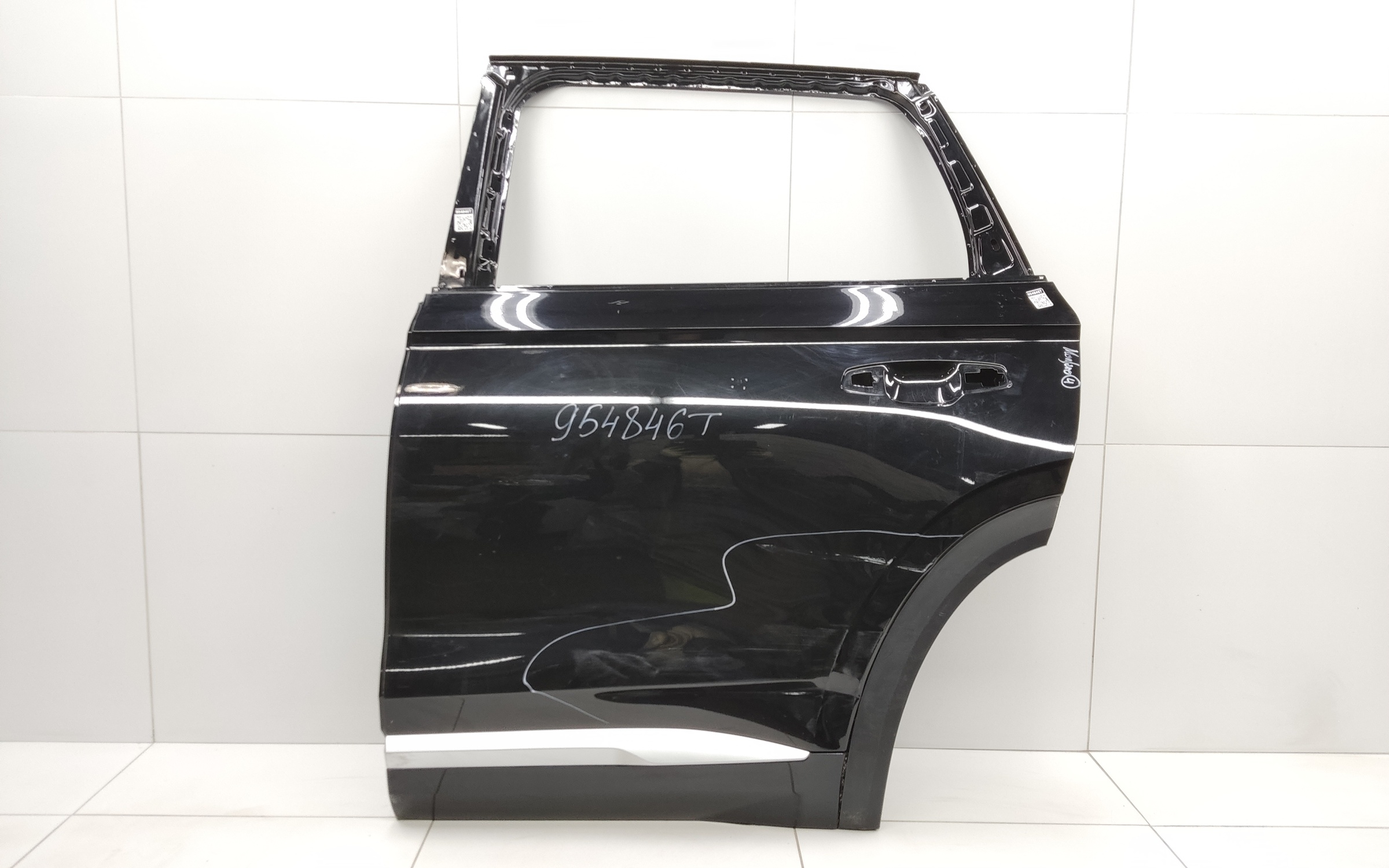 Дверь задняя левая Geely Monjaro