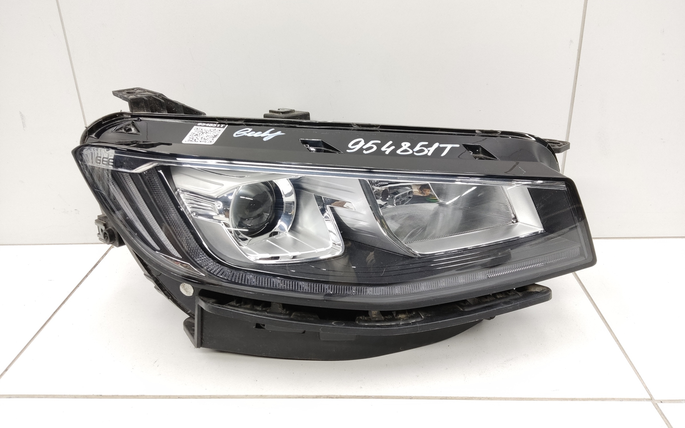 Фара передняя правая Geely Atlas Pro галоген ДХО