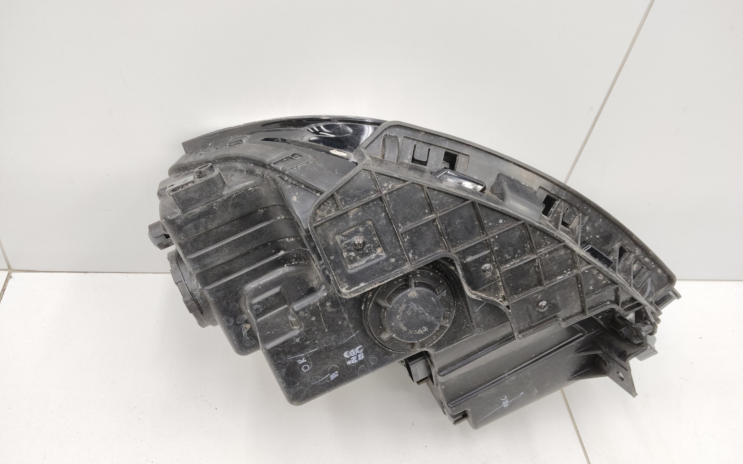 Фара передняя правая Geely Atlas Pro галоген ДХО