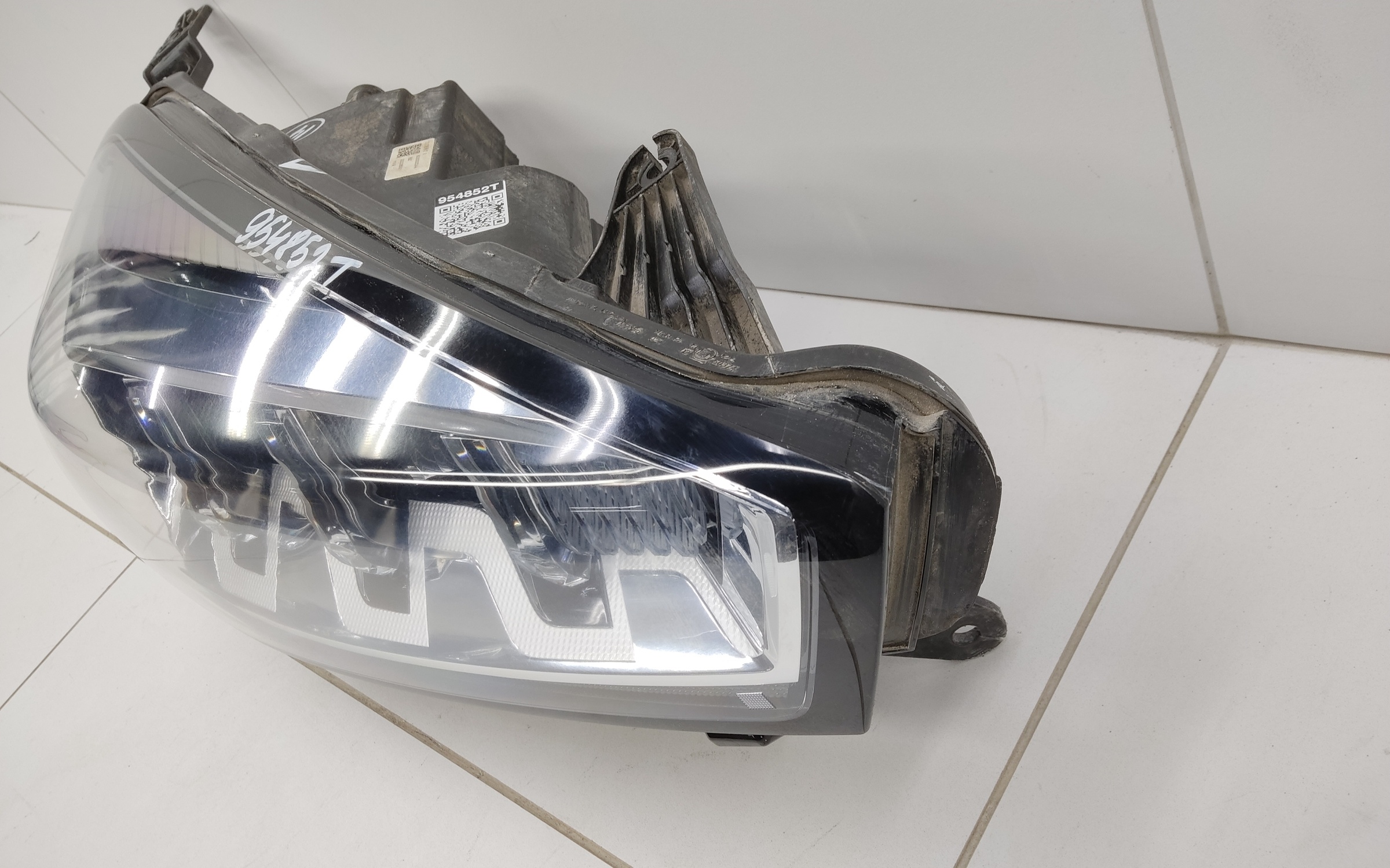 Фара передняя правая Chery Tiggo 7 Pro LED