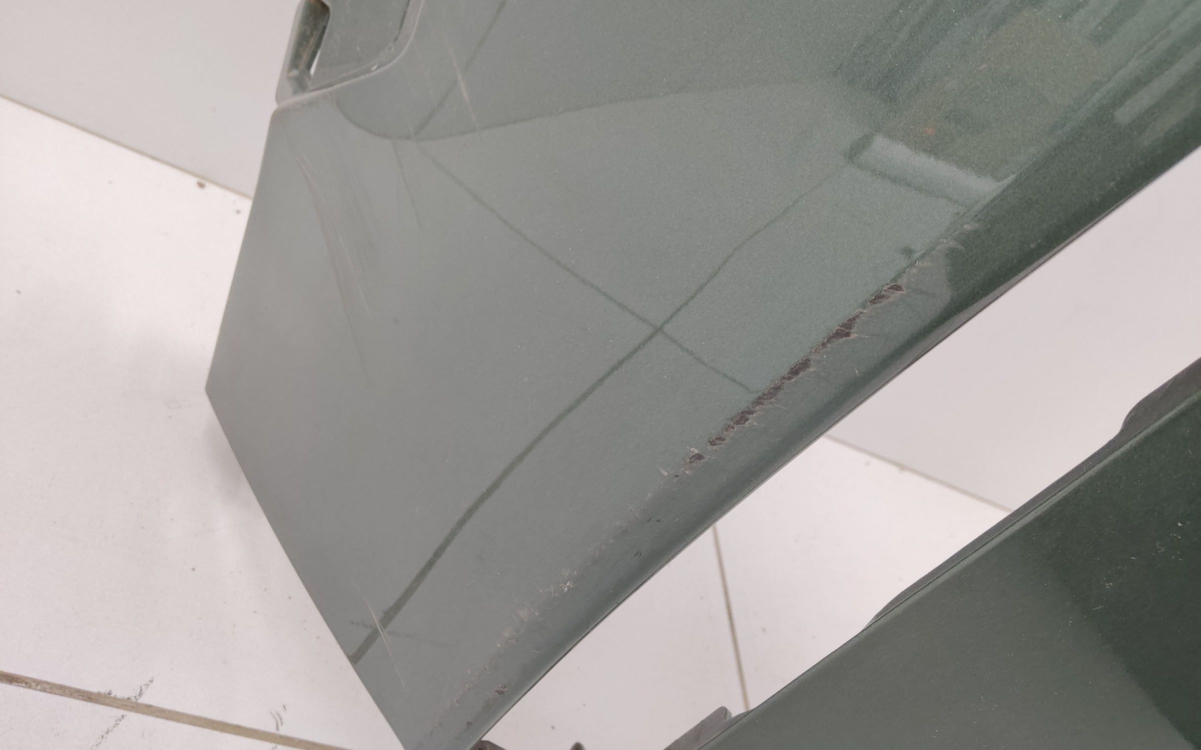 Бампер задний верхняя часть Zeekr X