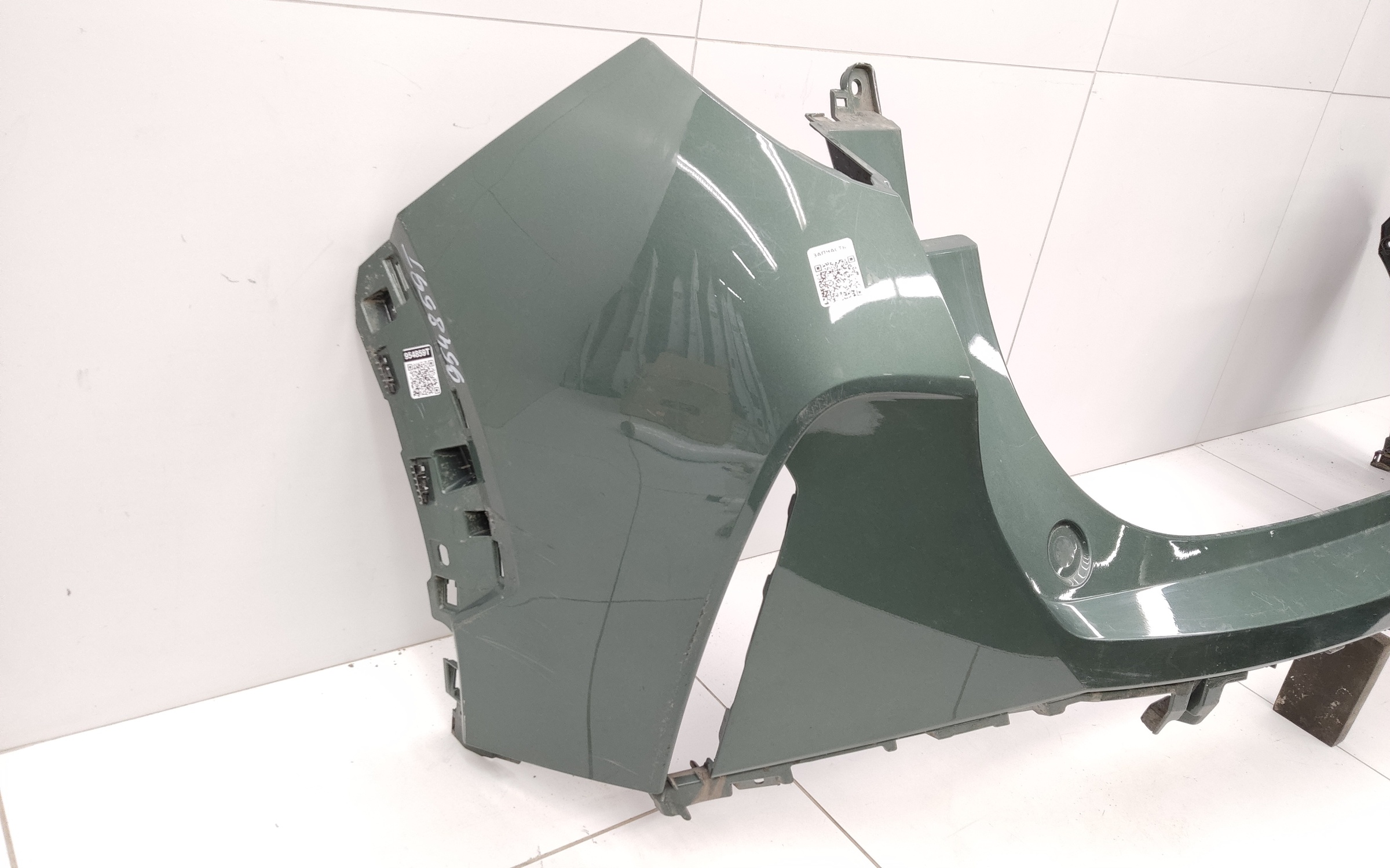 Бампер задний верхняя часть Zeekr X