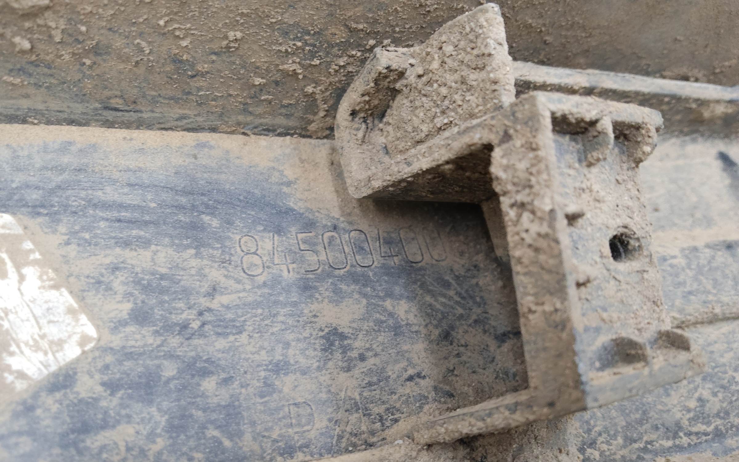 Бампер задний Lada Vesta Cross Restail